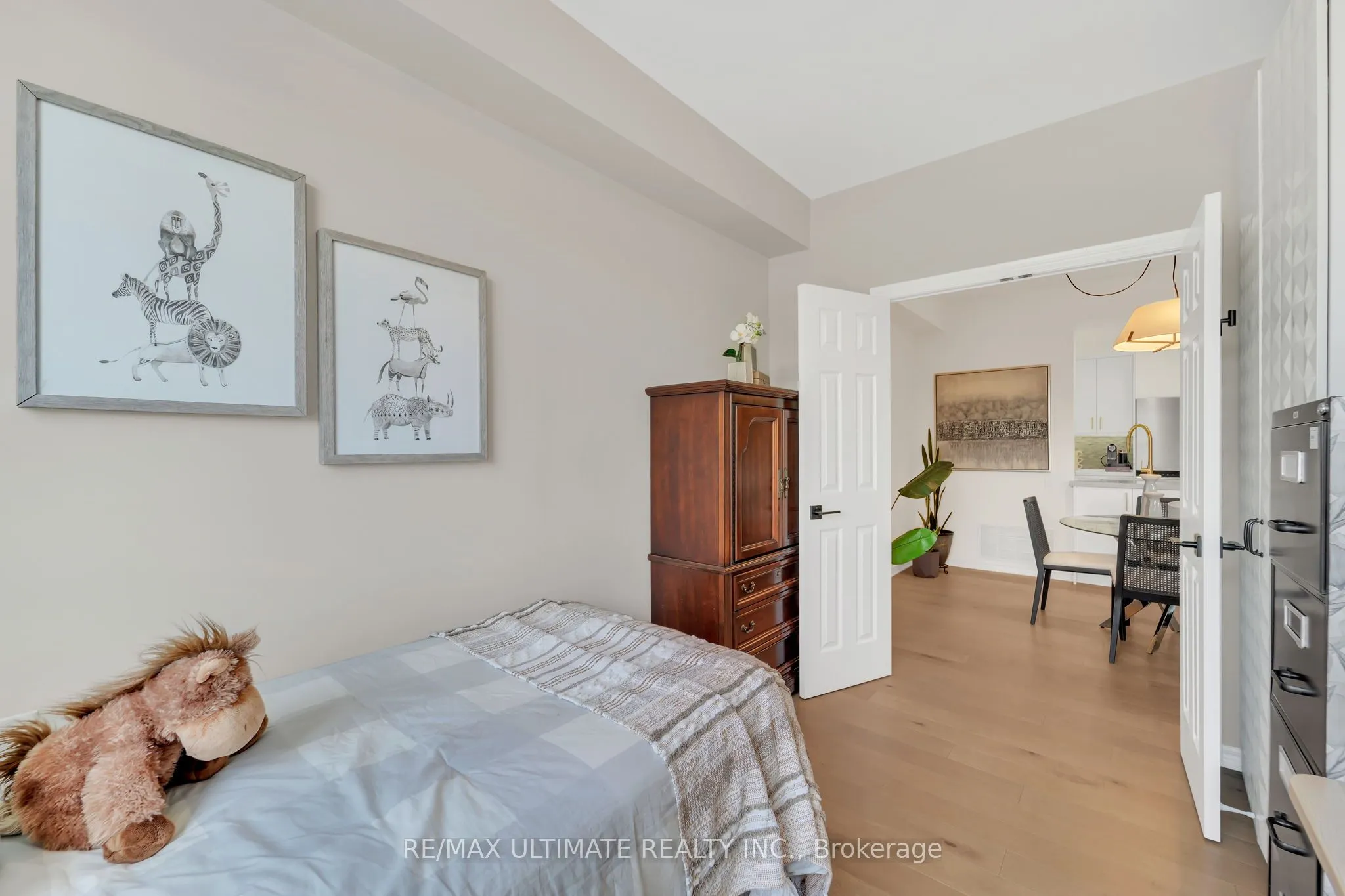 1750 Bayview Avenue, #209