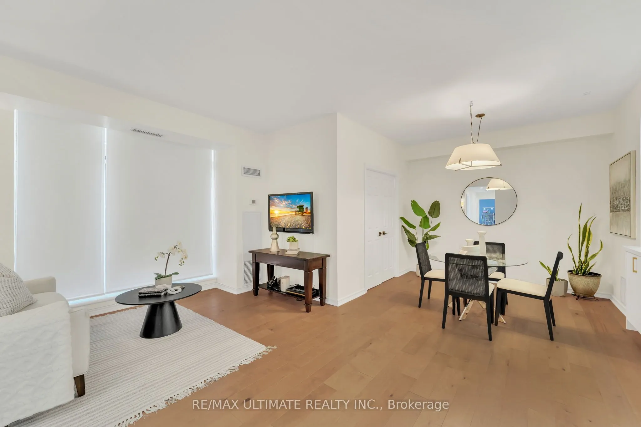 1750 Bayview Avenue, #209