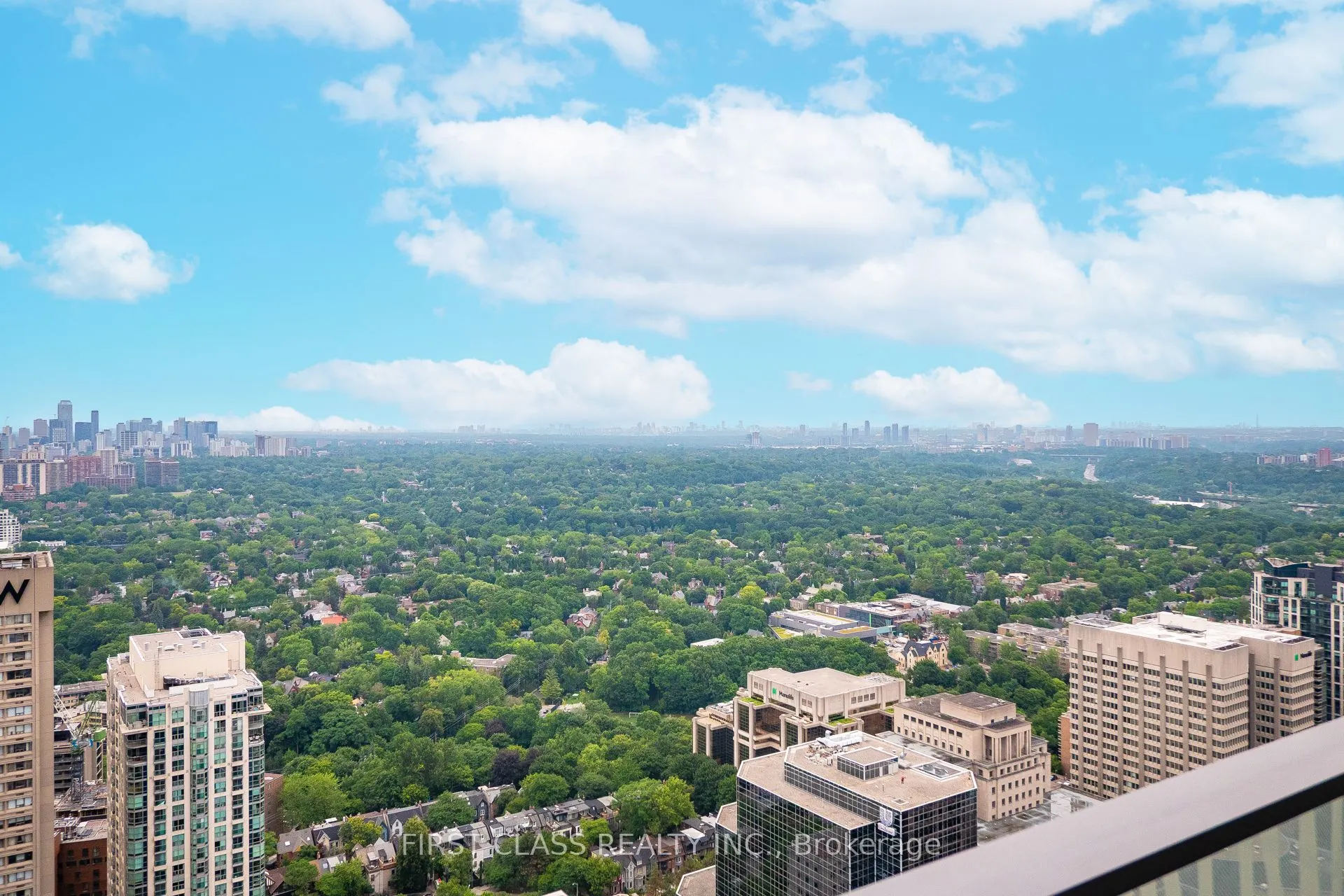 42 Charles Street E, #4804