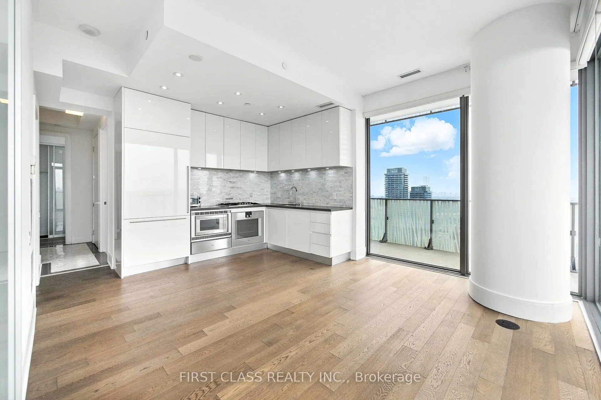 42 Charles Street E, #4804