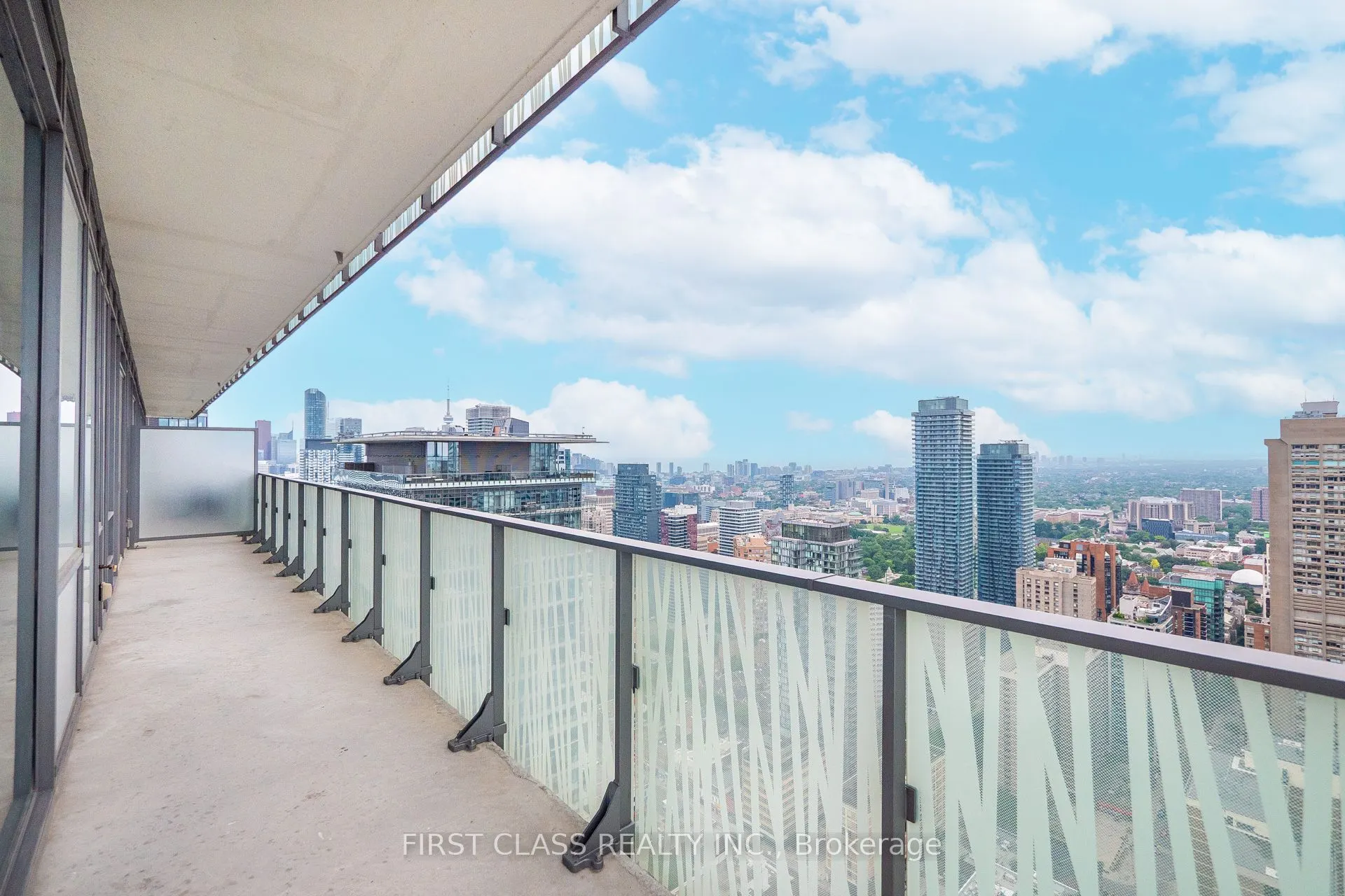 42 Charles Street E, #4804