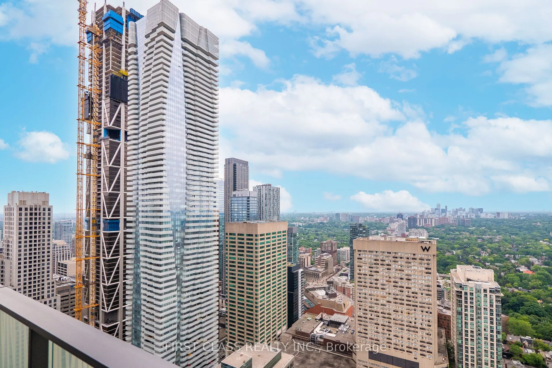 42 Charles Street E, #4804