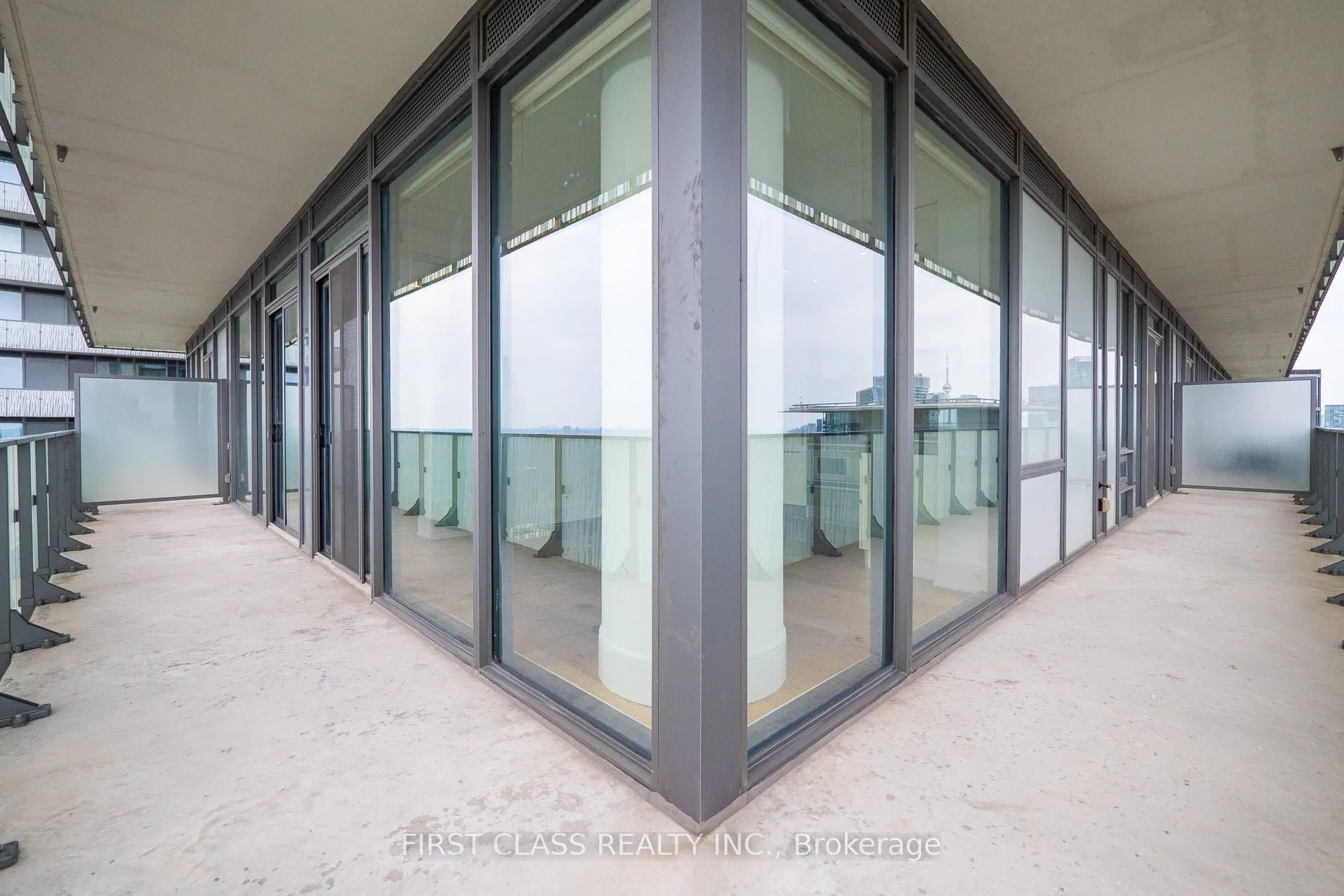 42 Charles Street E, #4804