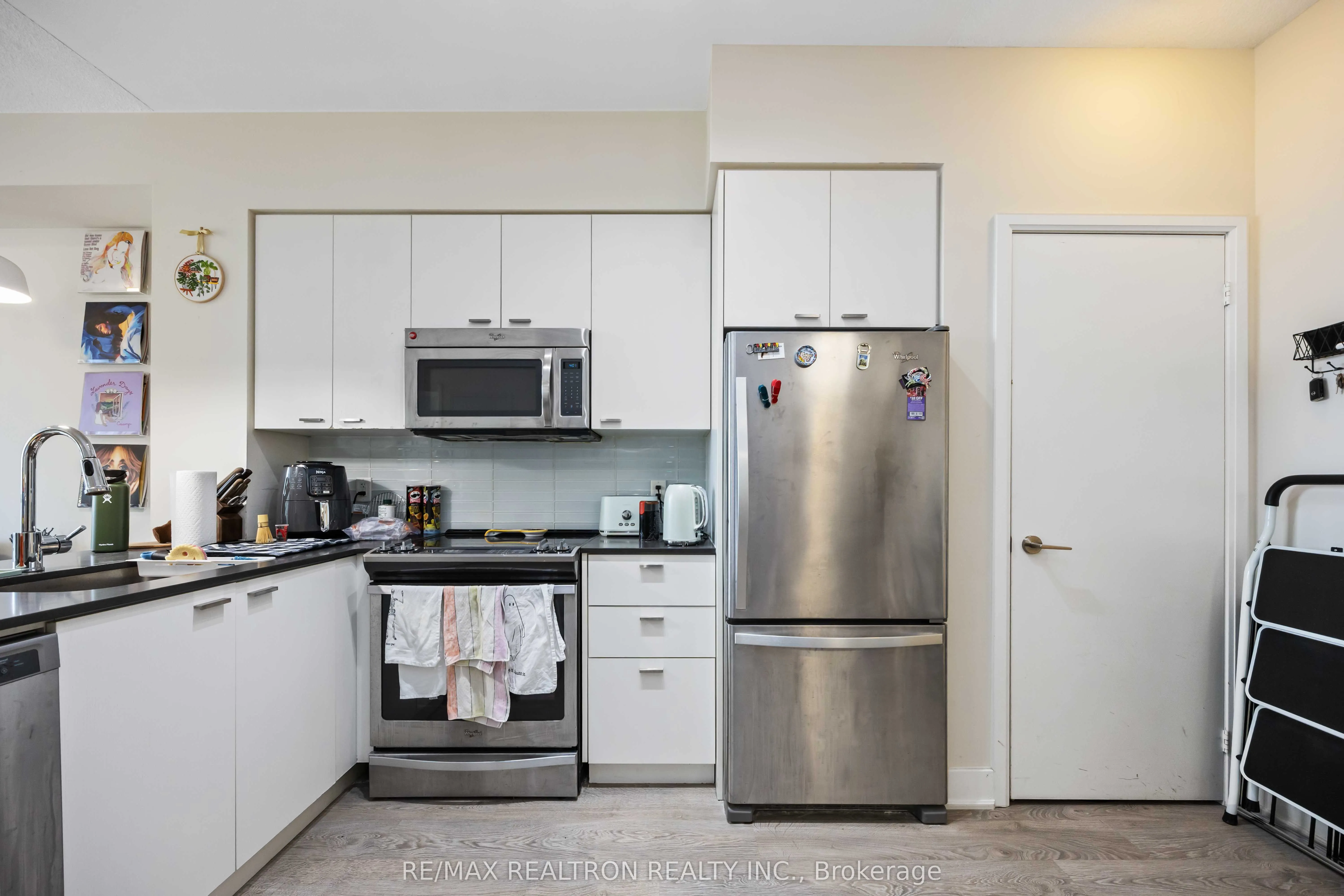 30 Roehampton Avenue, #1501