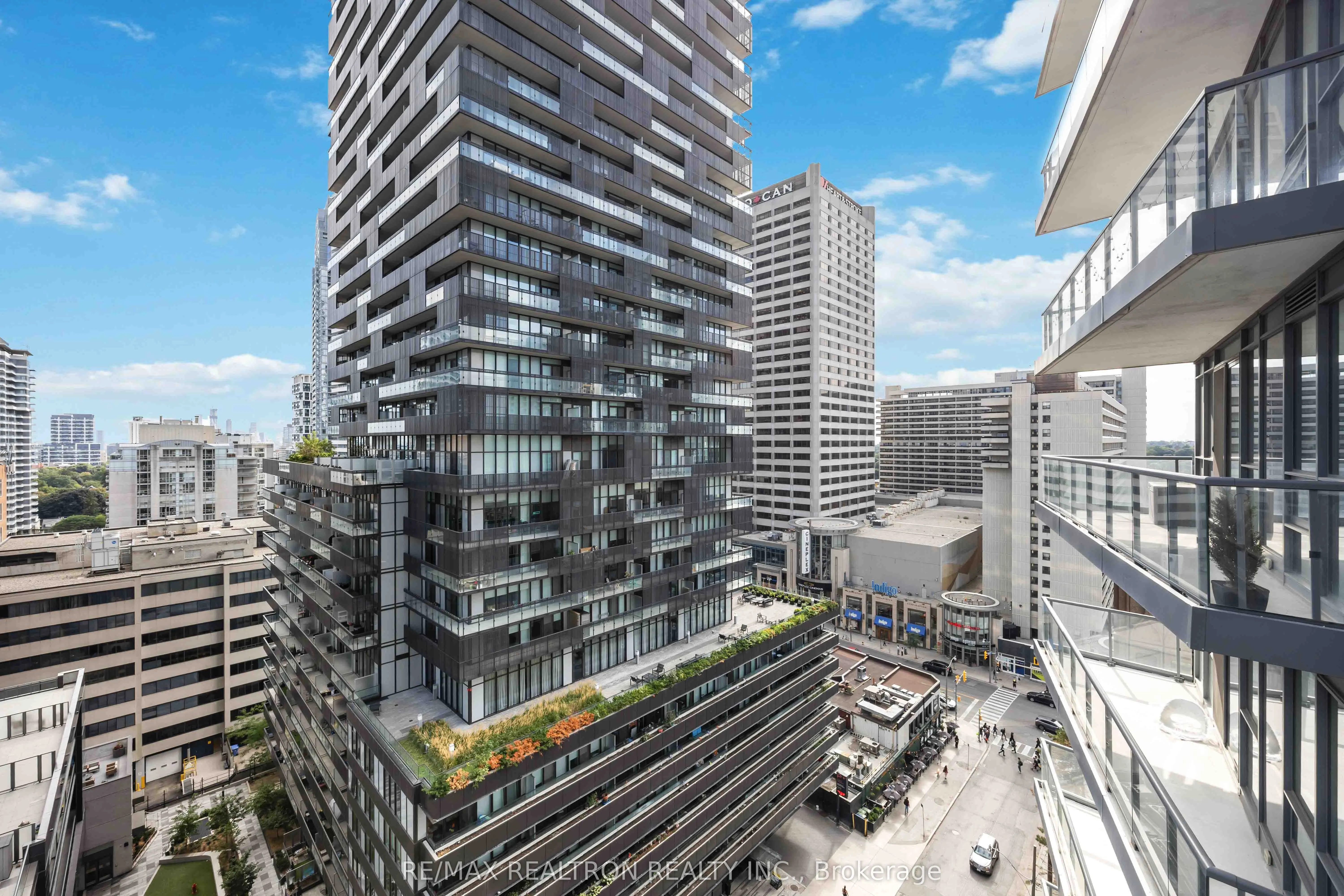 30 Roehampton Avenue, #1501