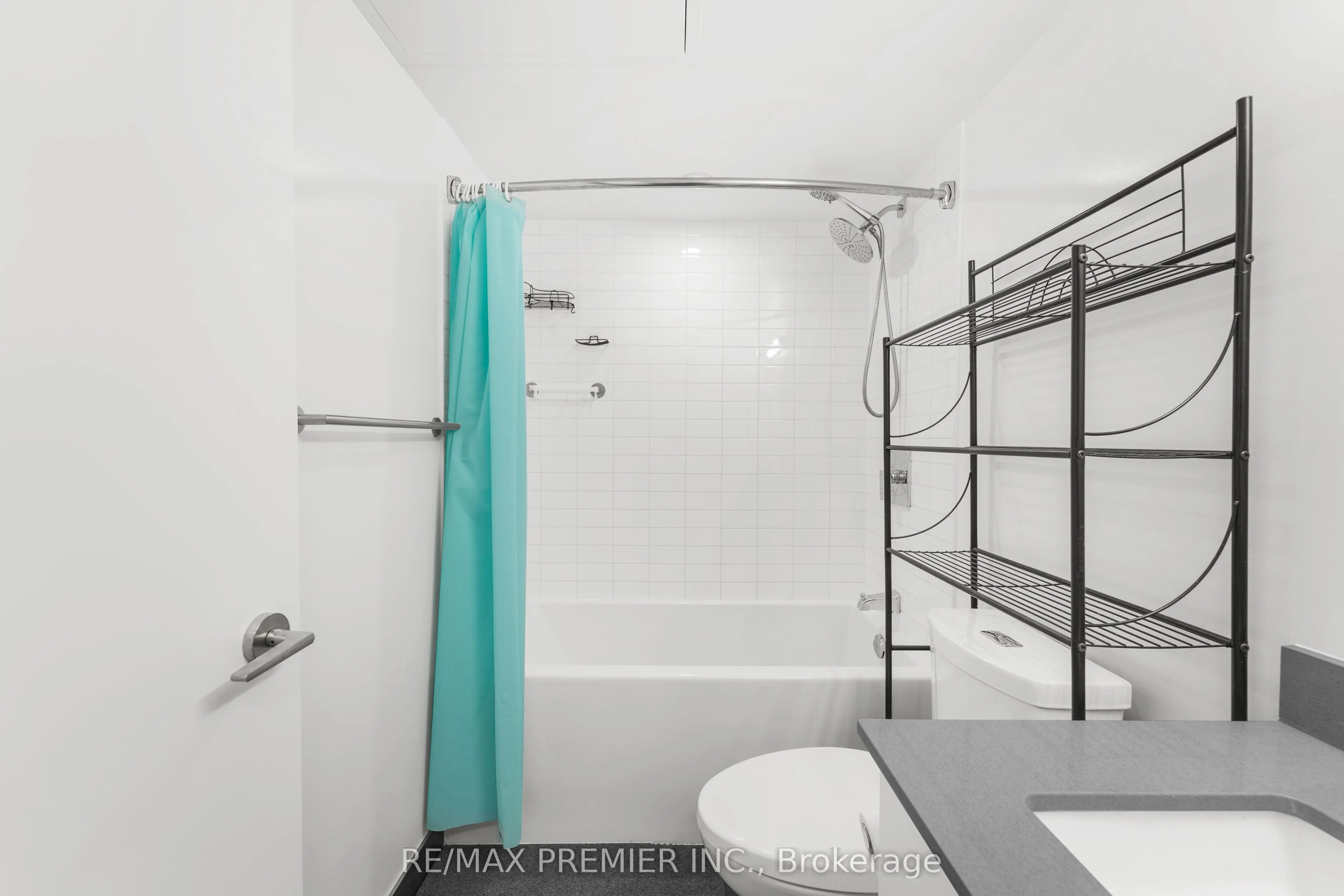 38 Monte Kwinter Court, #102