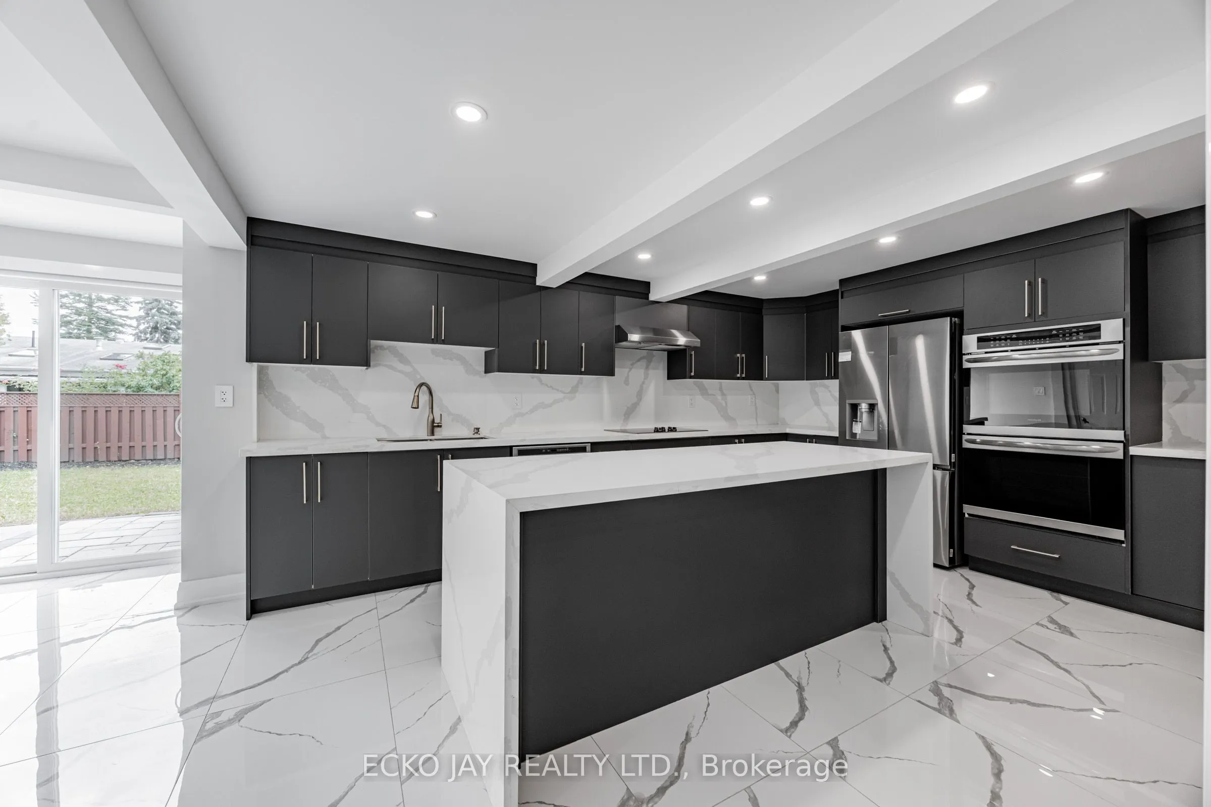 32 Hirondelle Place