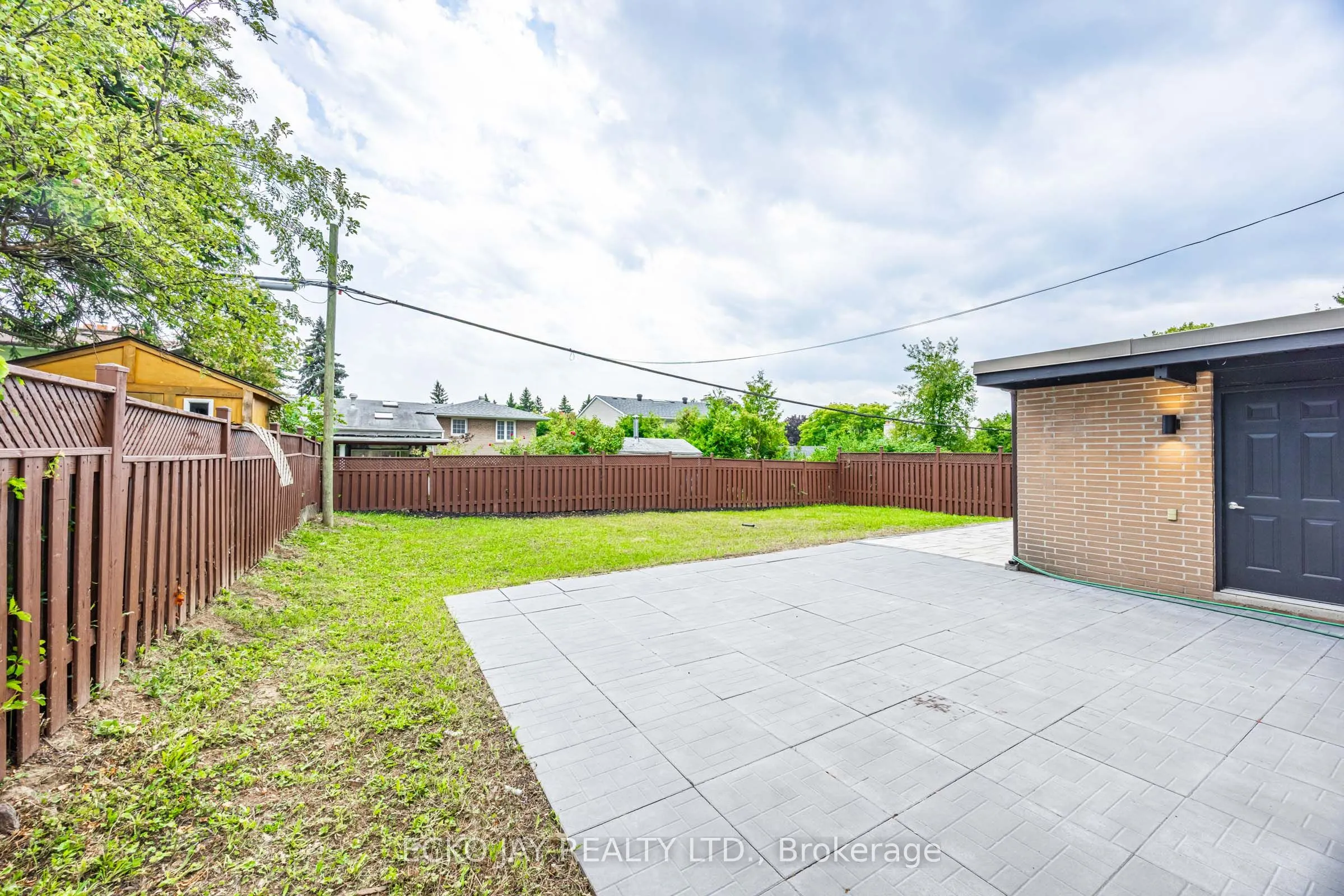 32 Hirondelle Place
