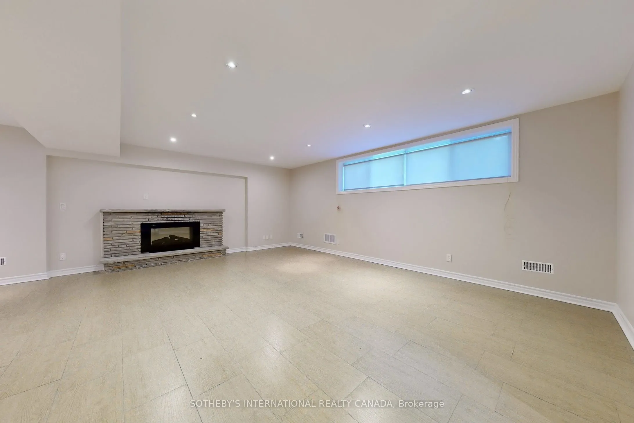 11 Tetbury Crescent