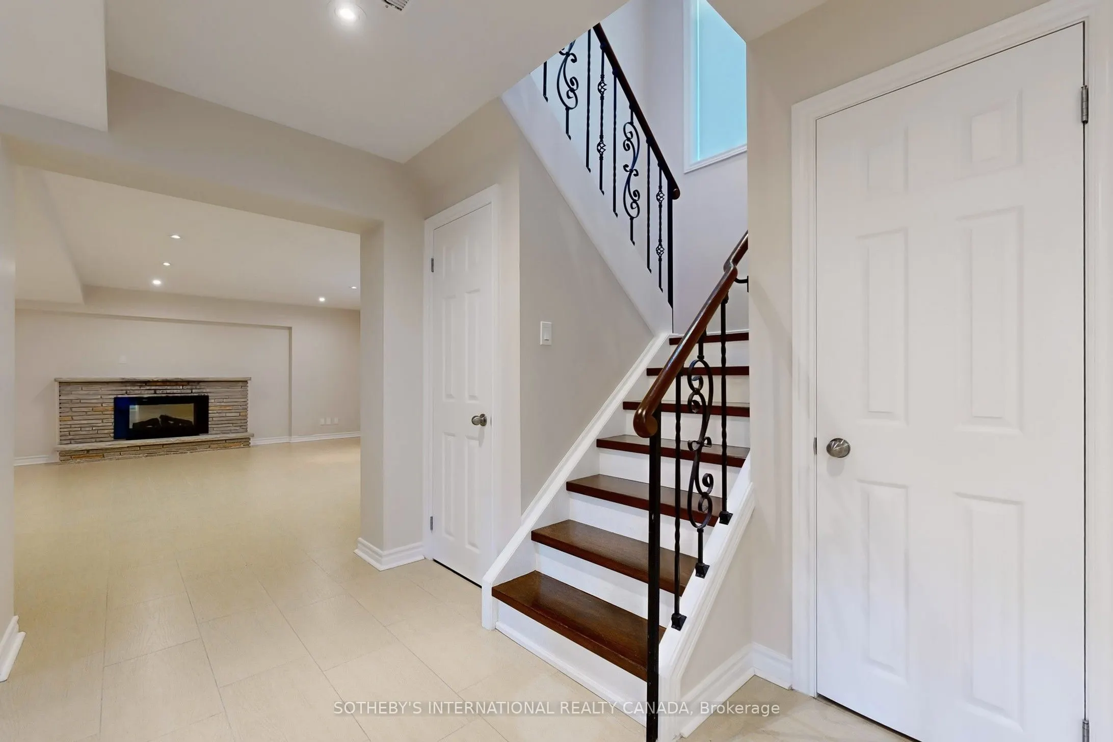 11 Tetbury Crescent
