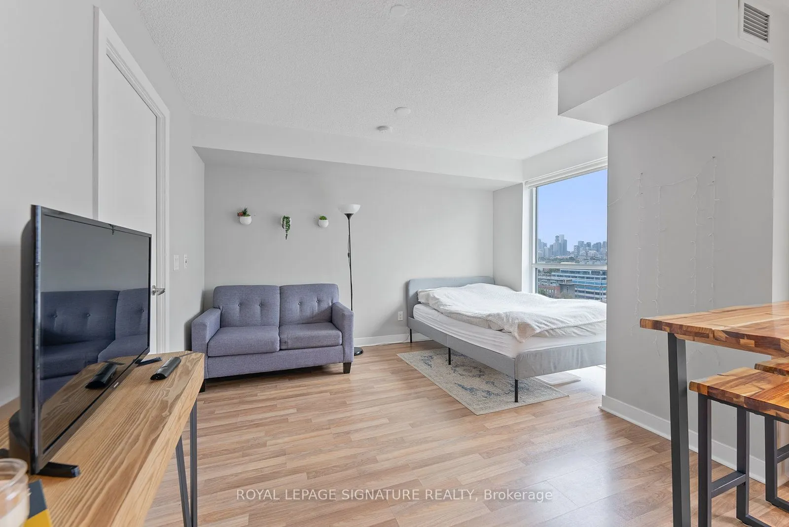 80 Western Battery Road, #1209