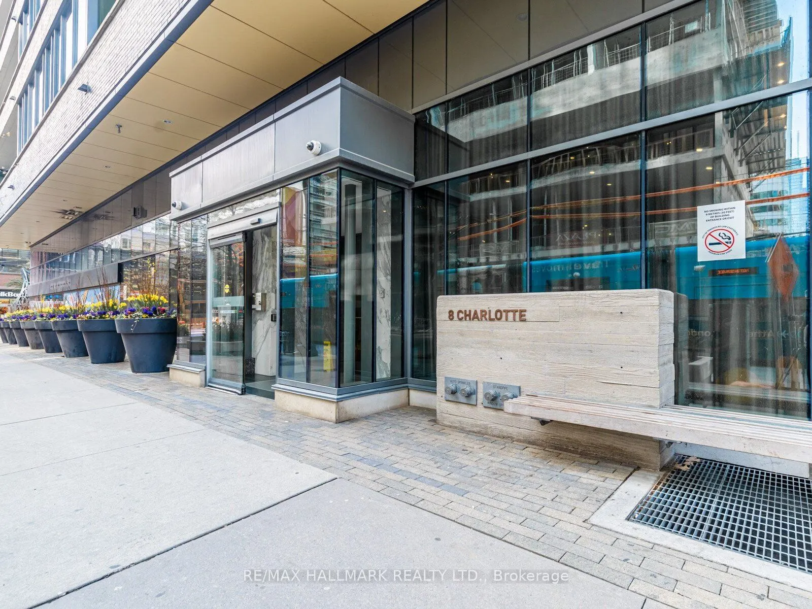 8 Charlotte Street, #507