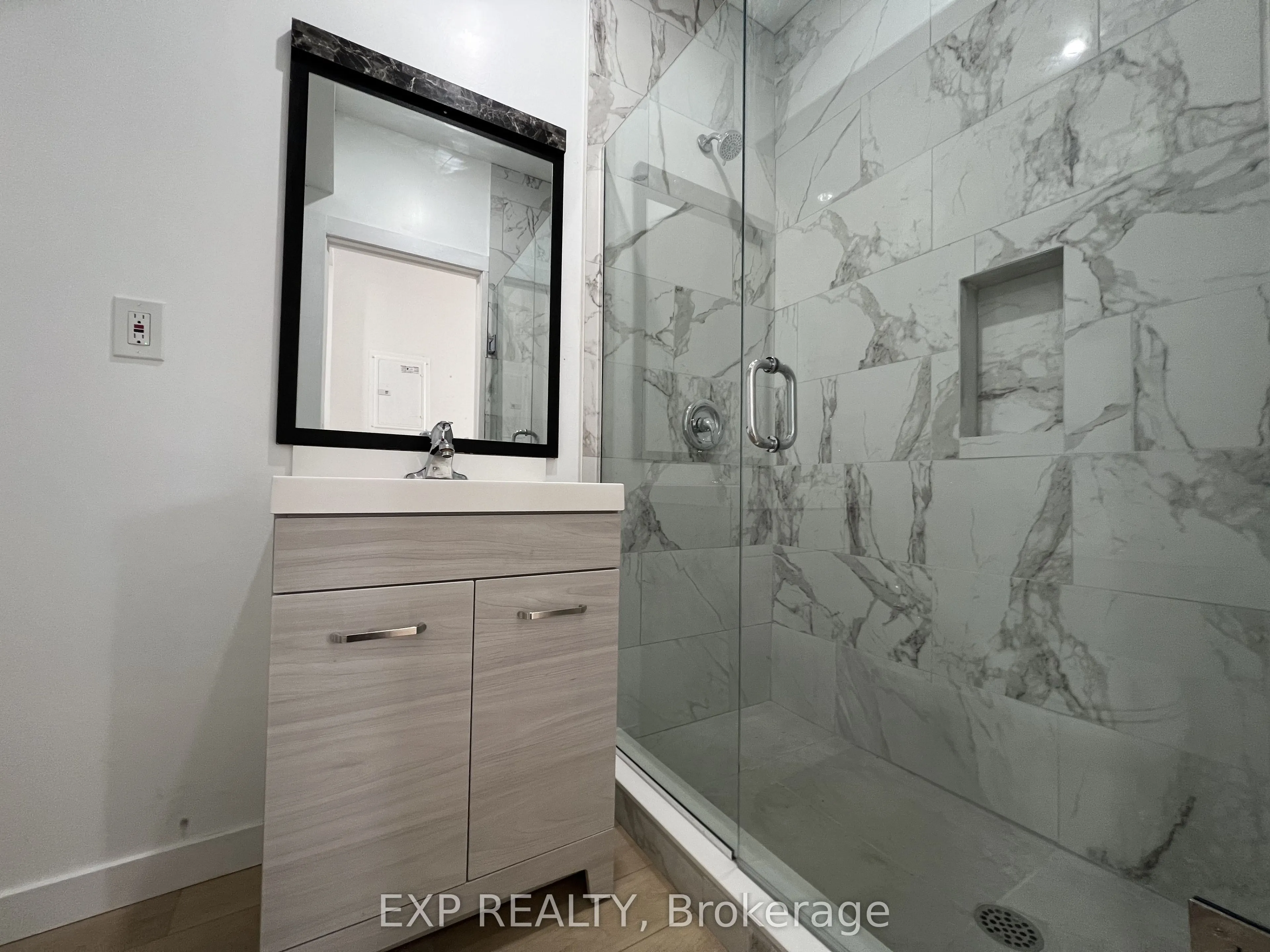 100 Greensides Avenue, #1DL