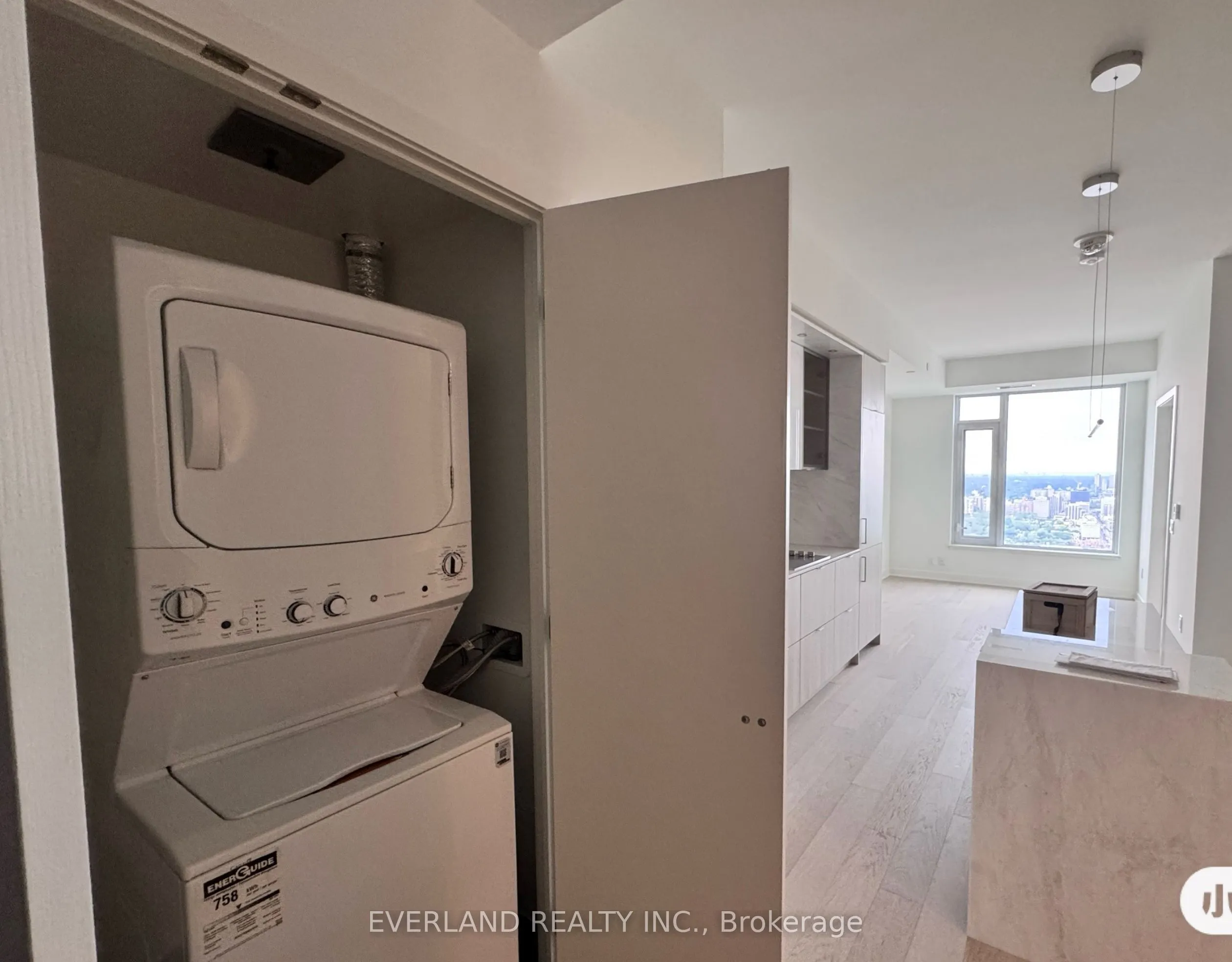 11 Yorkville Avenue, #4803