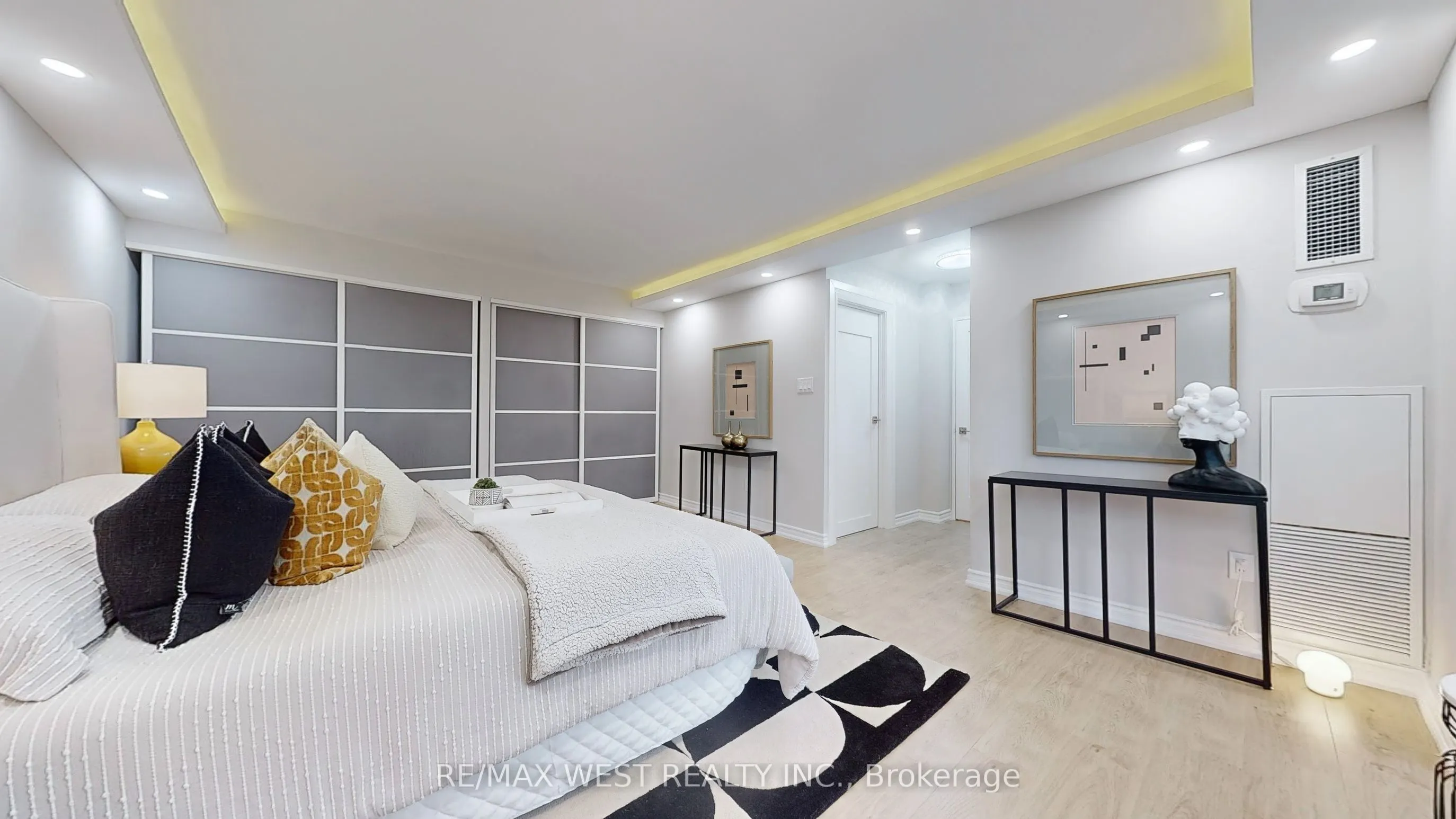 1555 Finch Avenue E, #1108