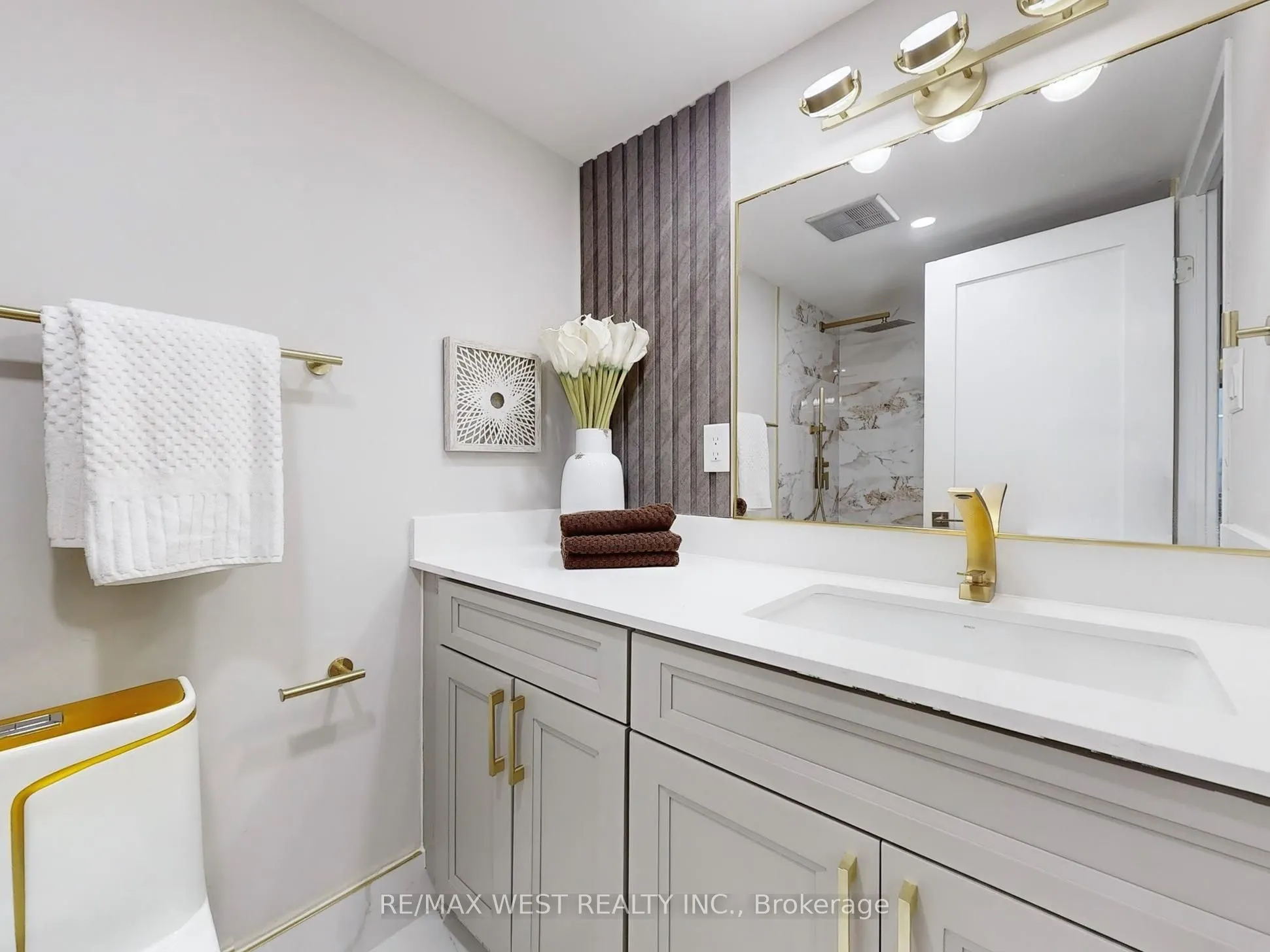1555 Finch Avenue E, #1108