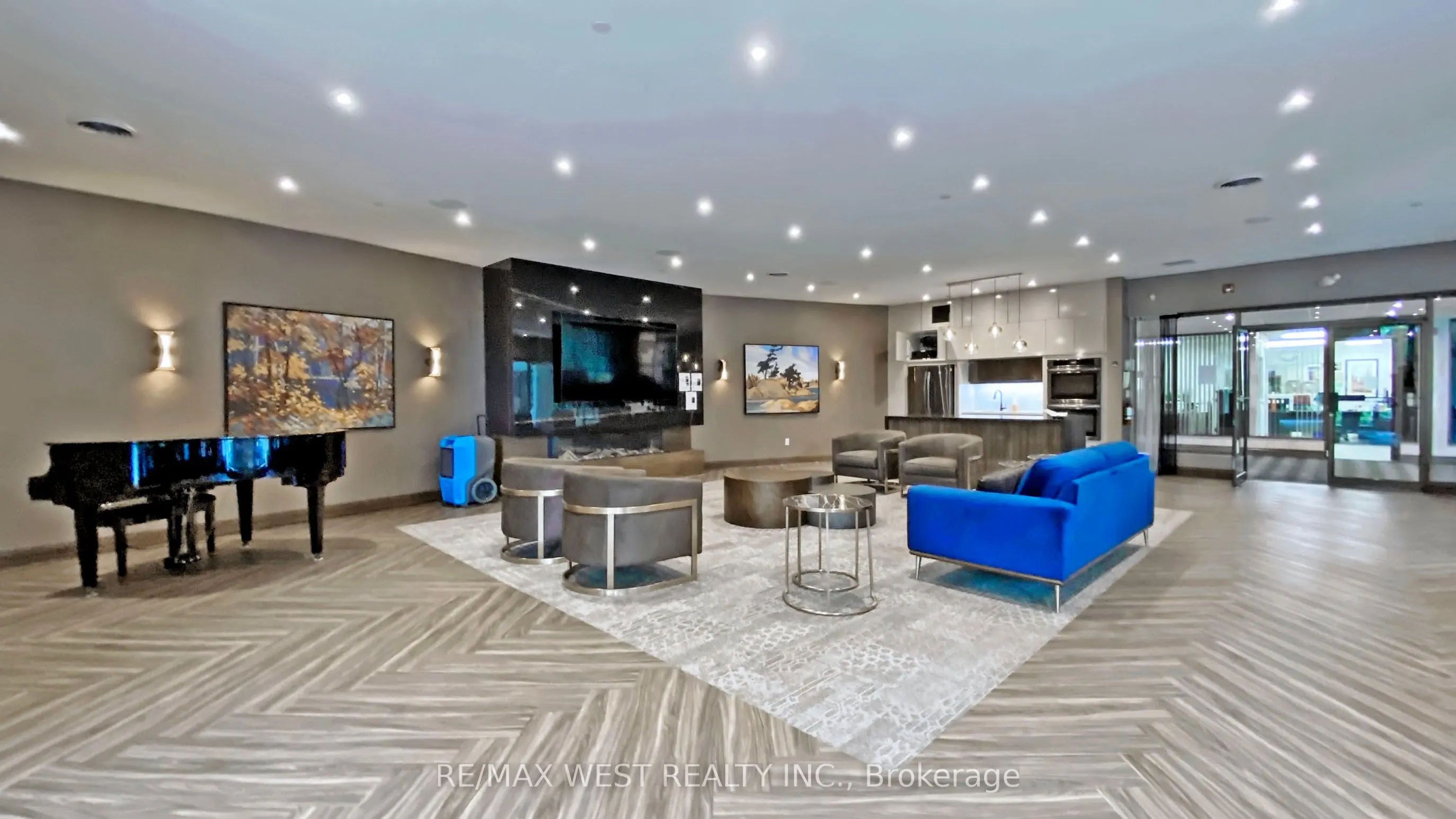 1555 Finch Avenue E, #1108