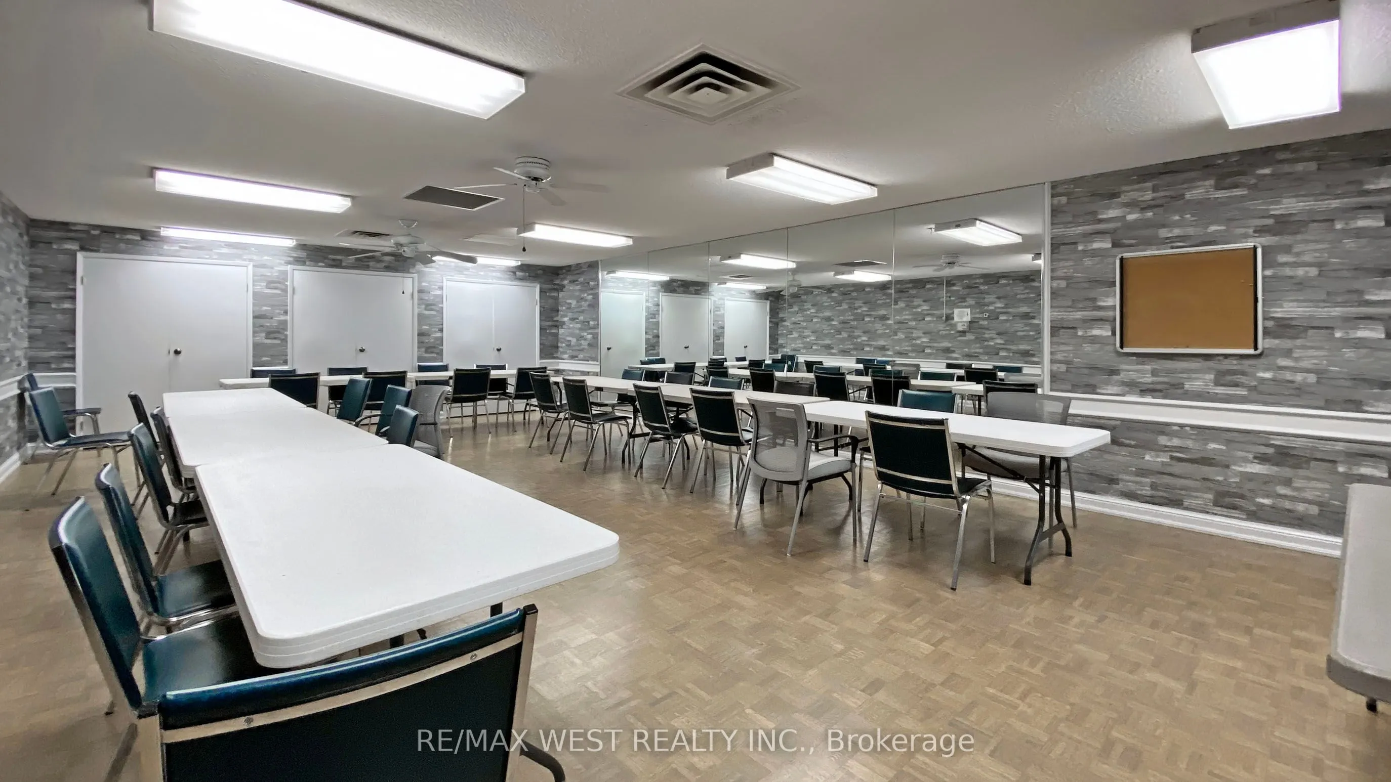 1555 Finch Avenue E, #1108