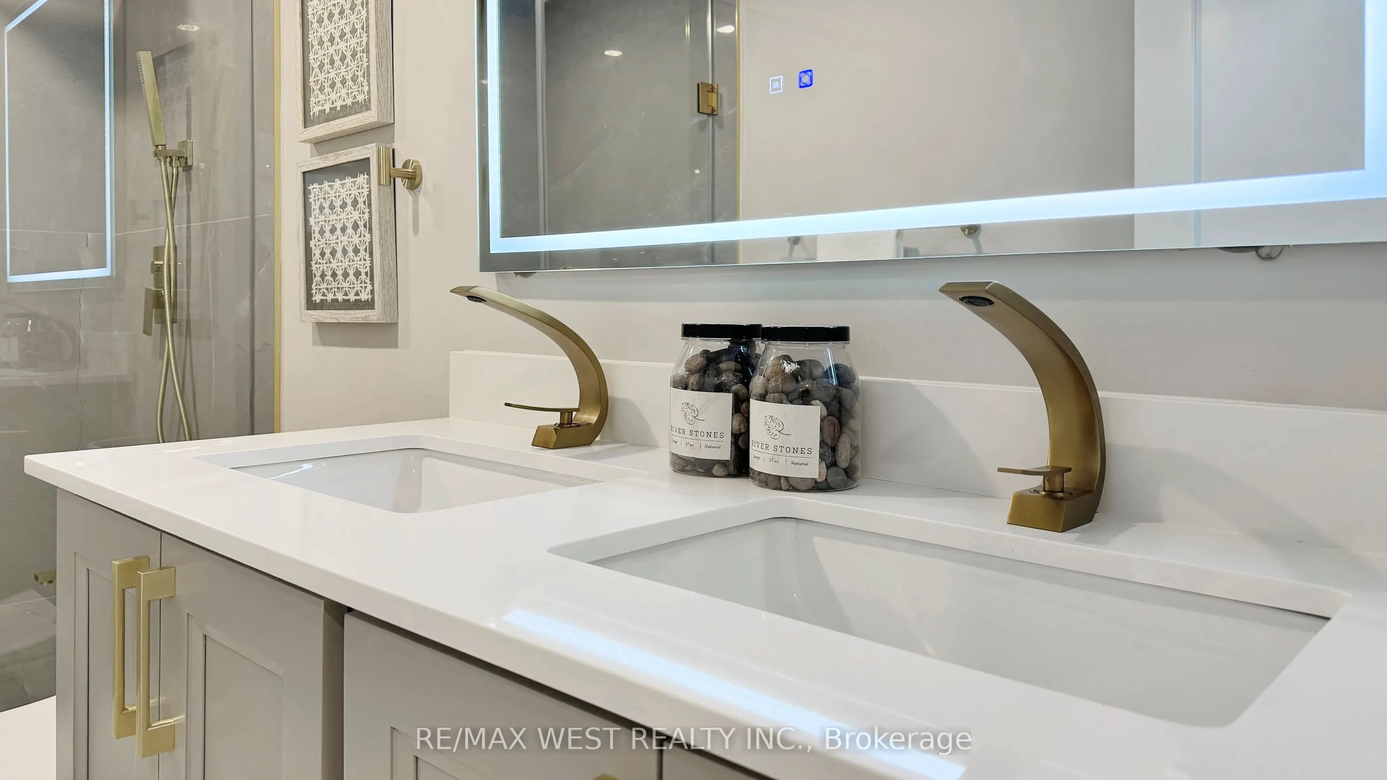 1555 Finch Avenue E, #1108
