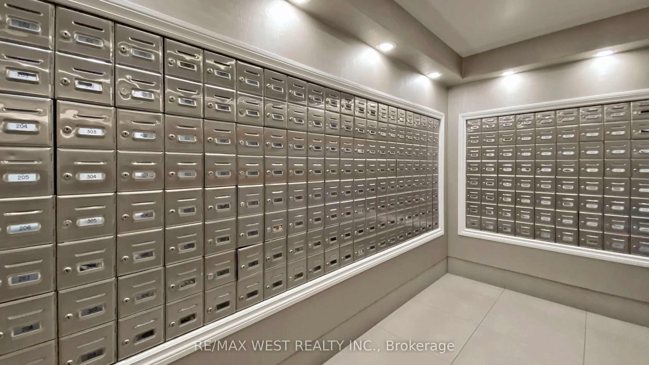 1555 Finch Avenue E, #1108