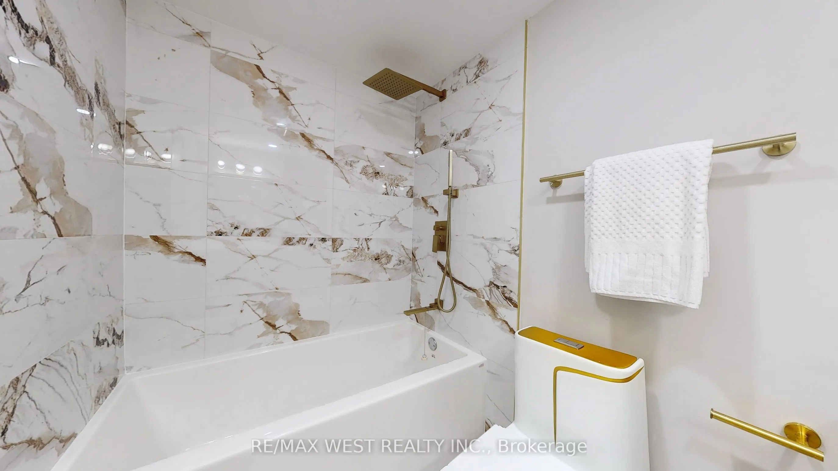 1555 Finch Avenue E, #1108