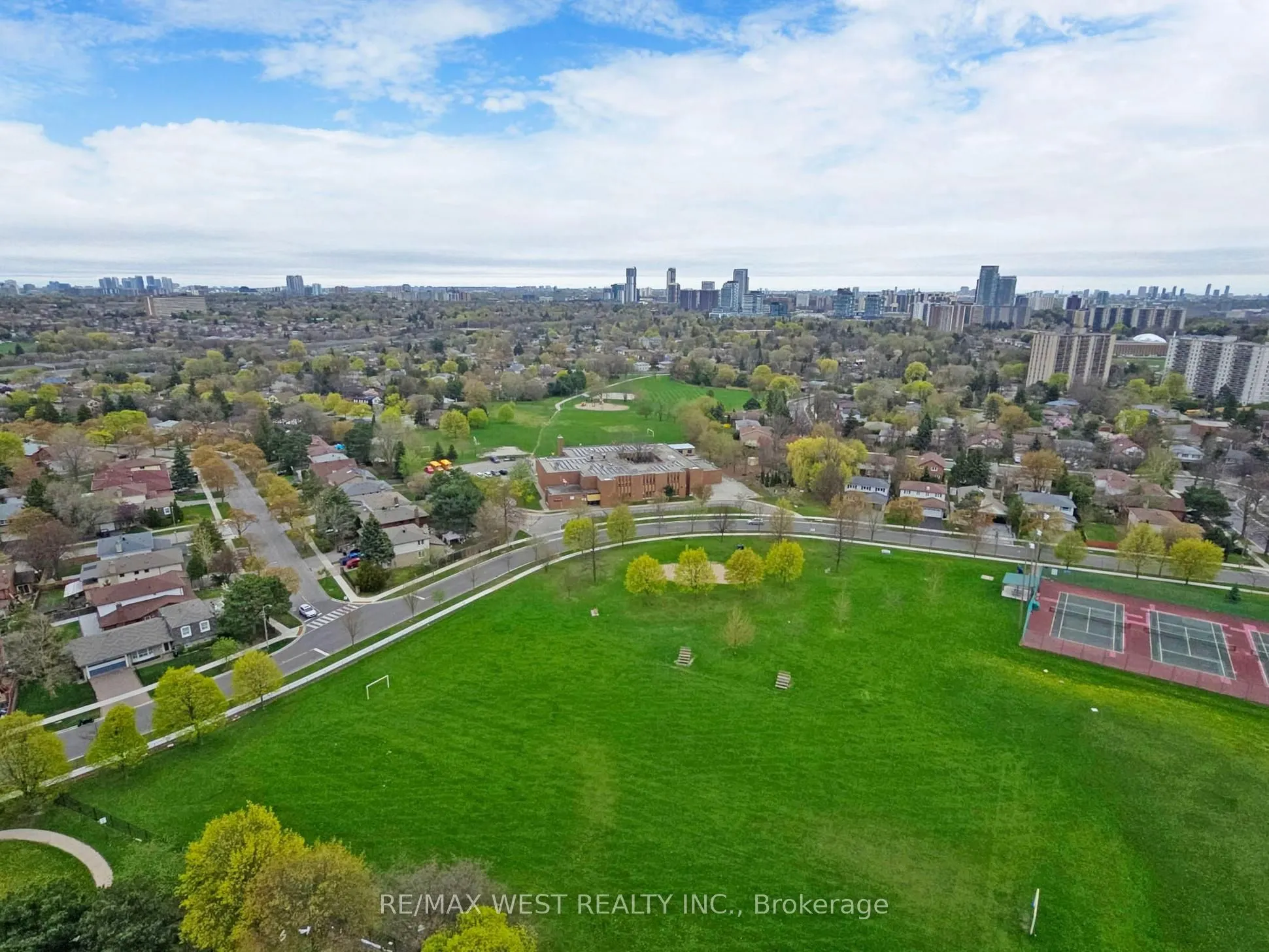 1555 Finch Avenue E, #1108
