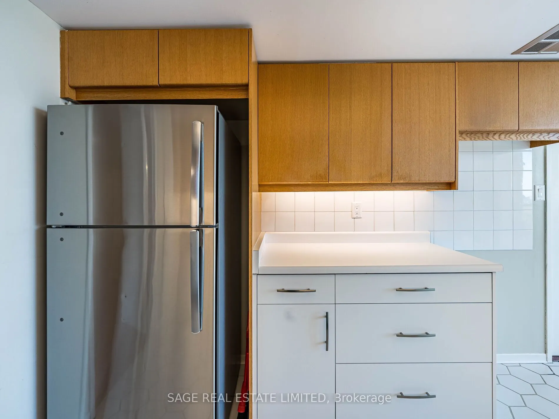 130 Carlton Street, #903