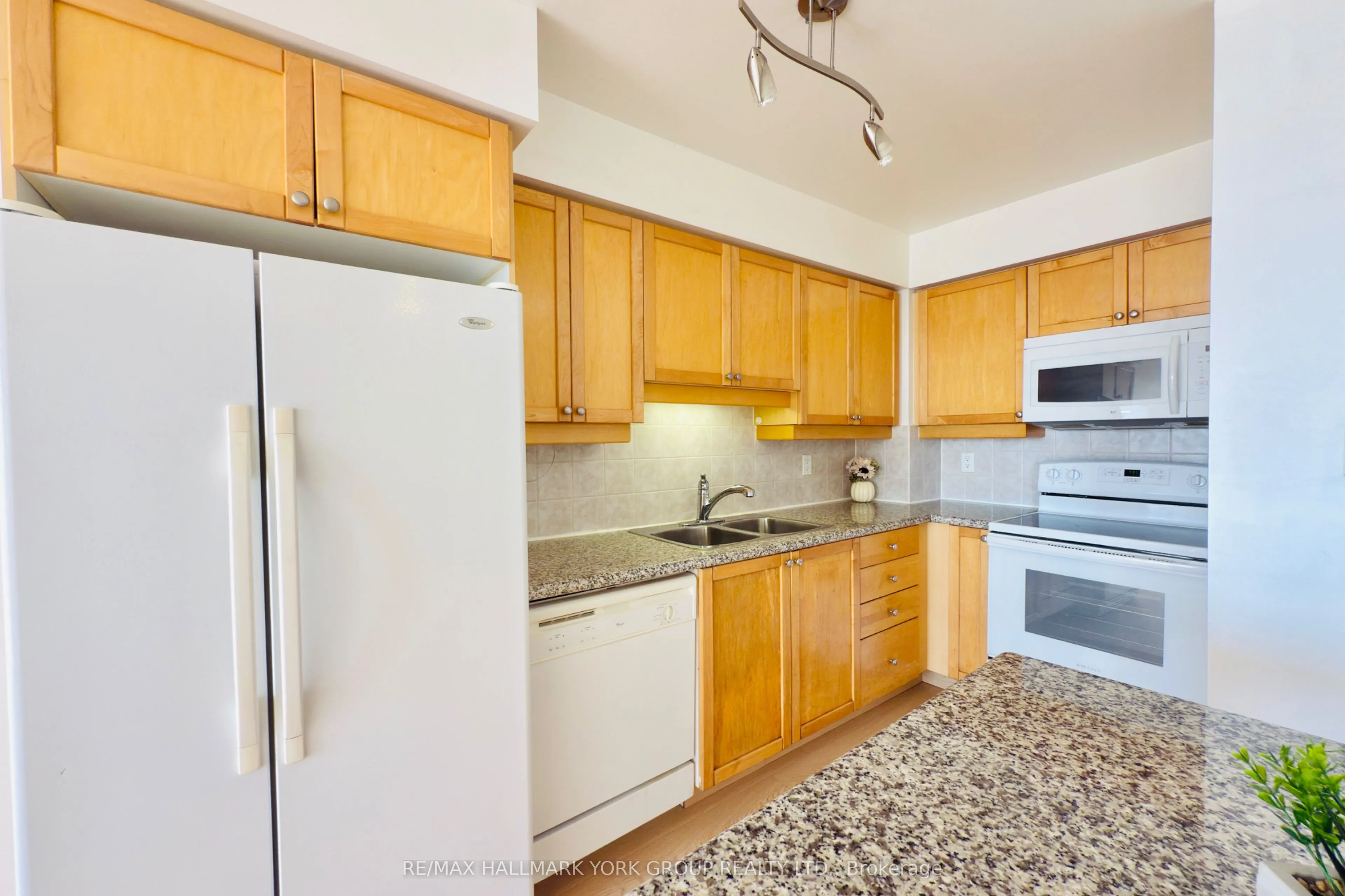 80 Harrison Garden Boulevard, #1325