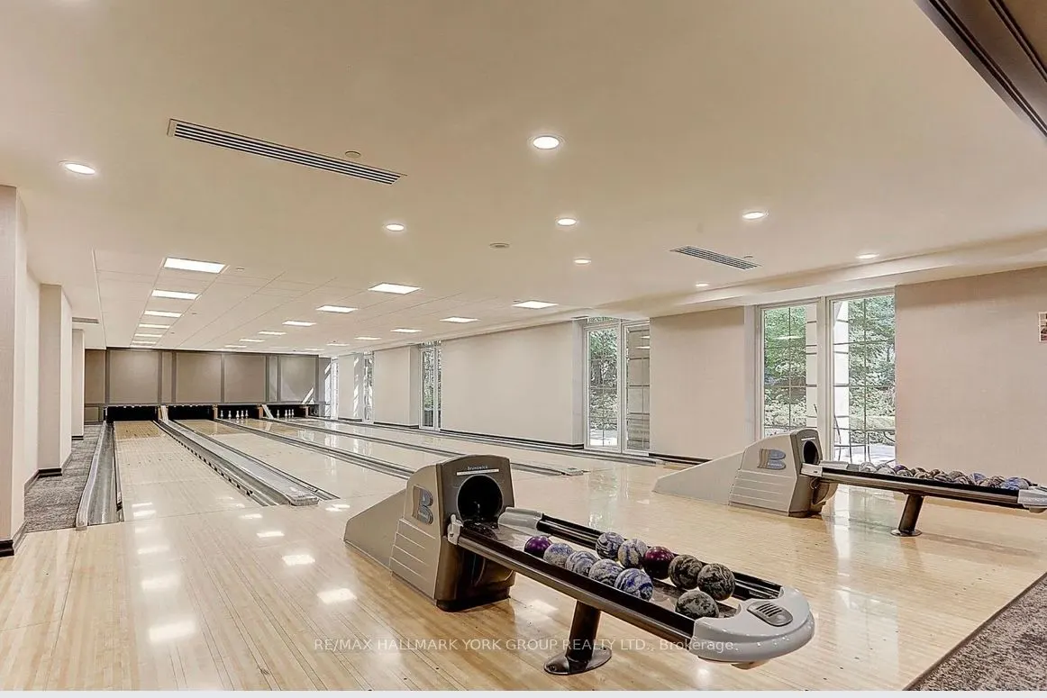 80 Harrison Garden Boulevard, #1325
