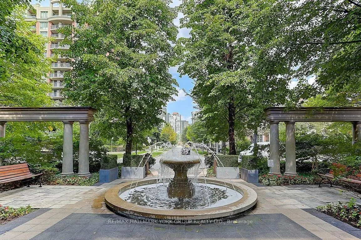 80 Harrison Garden Boulevard, #1325