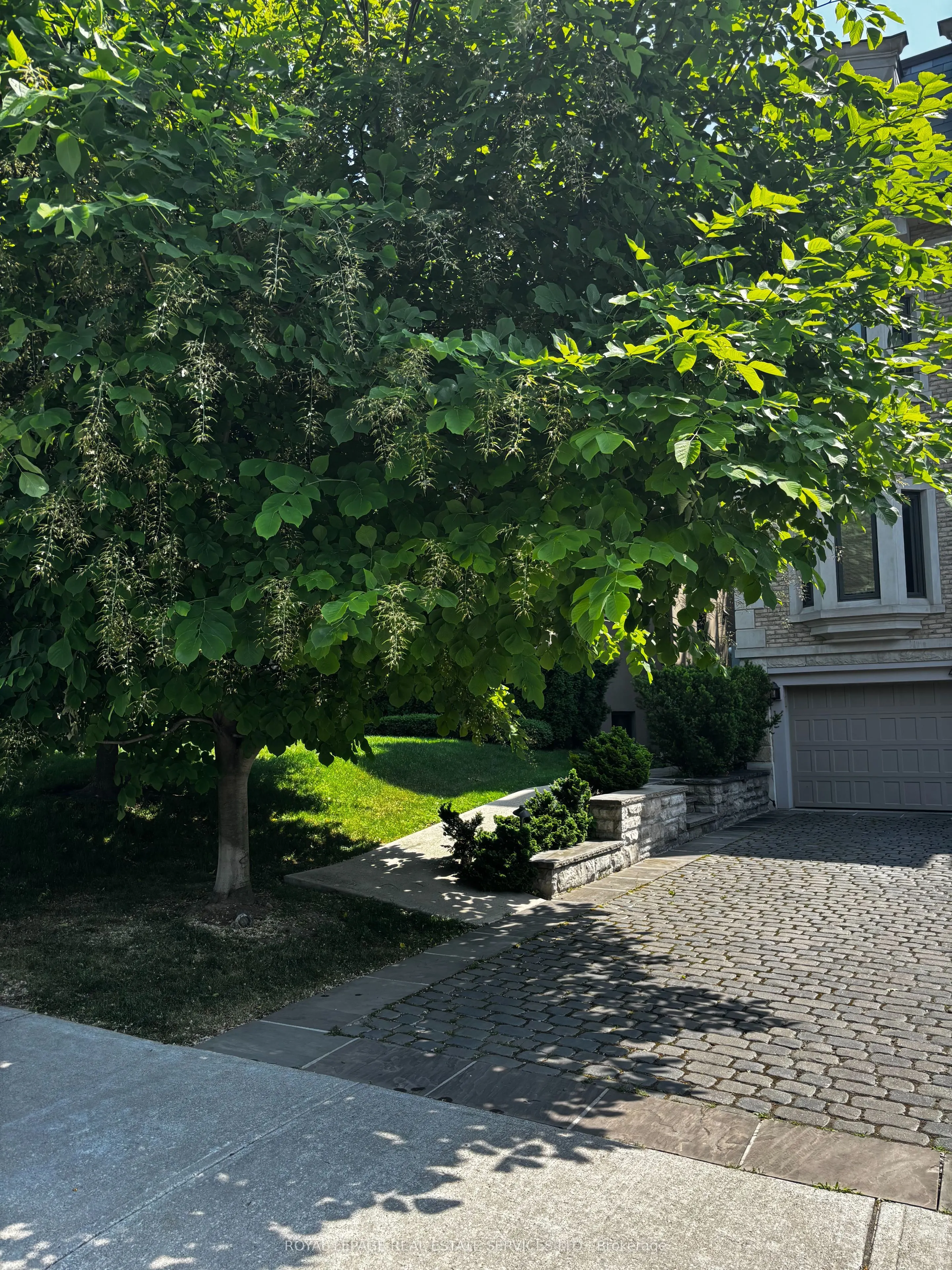 441 Oriole Parkway