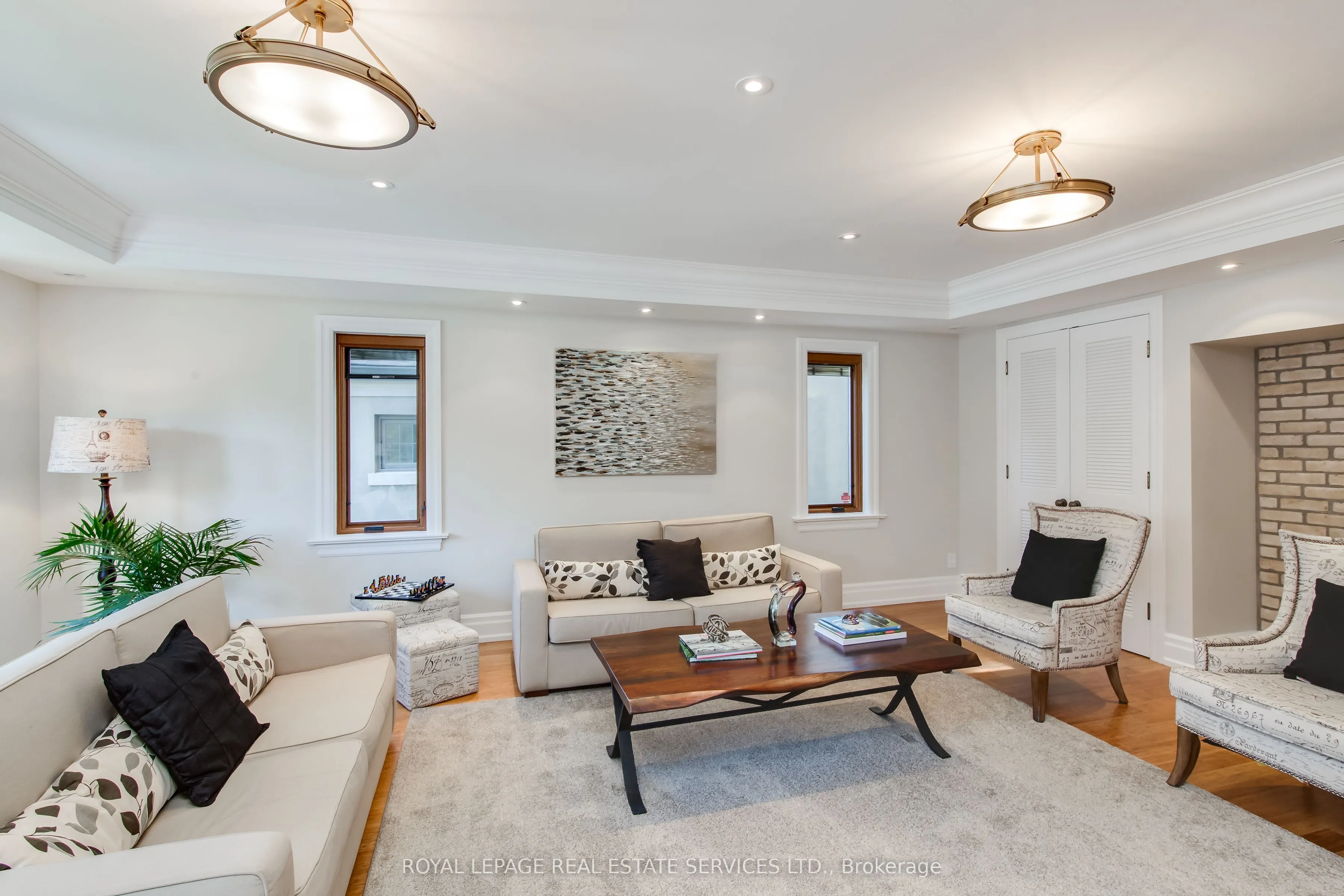 441 Oriole Parkway