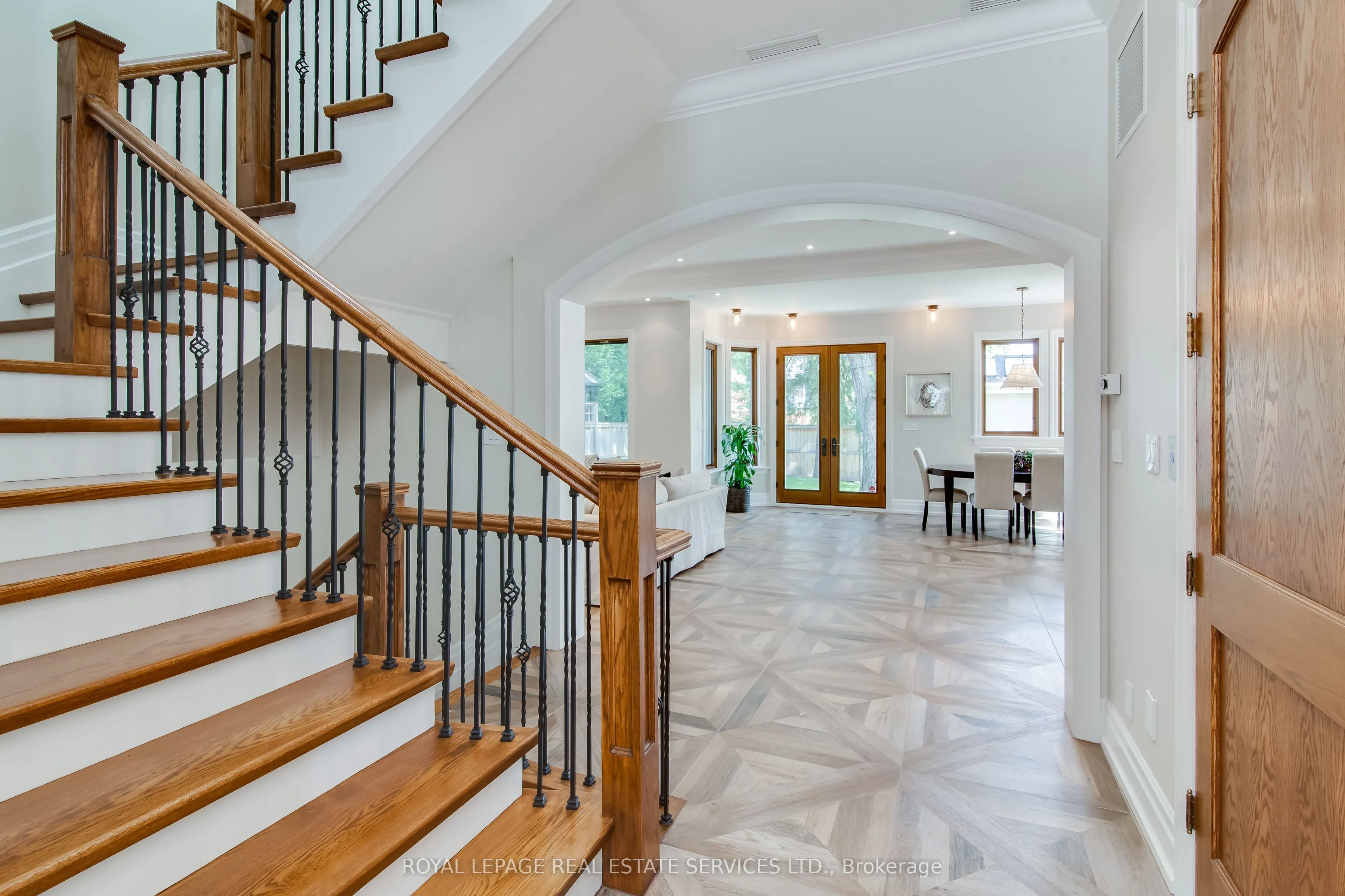 441 Oriole Parkway