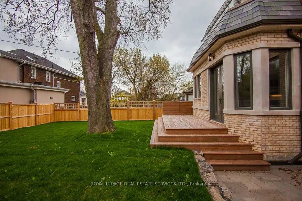 441 Oriole Parkway