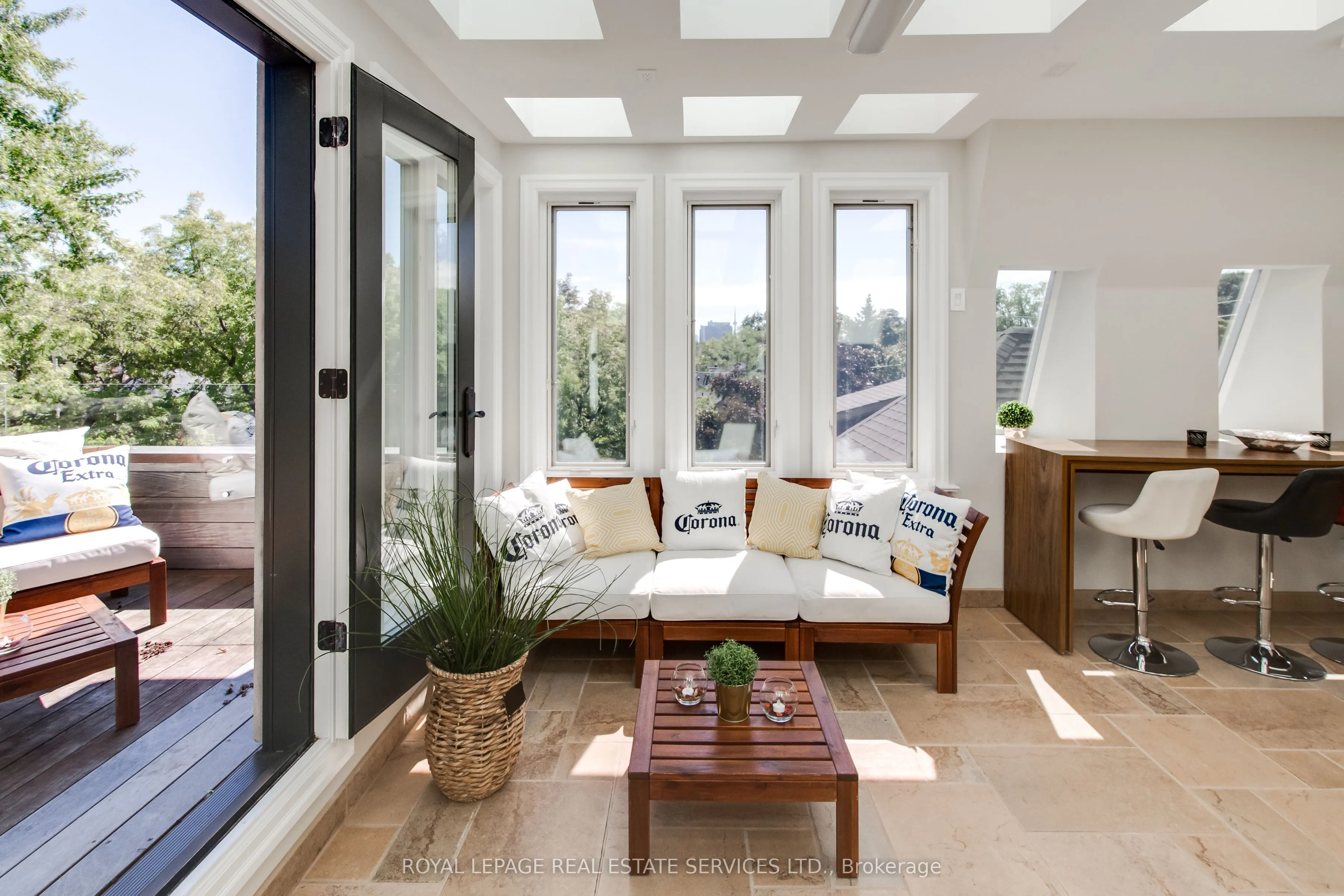 441 Oriole Parkway