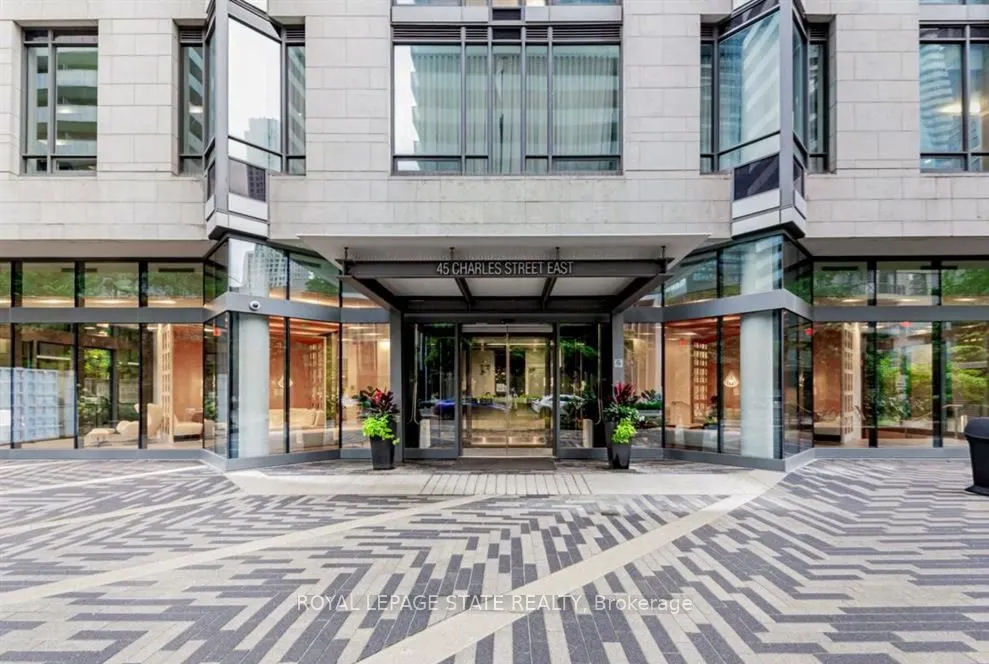 45 Charles Street E