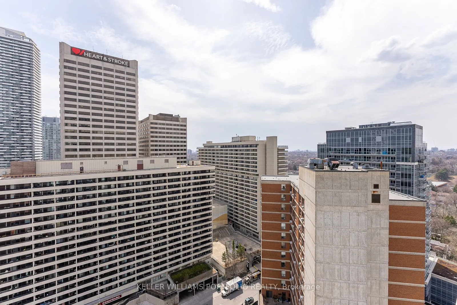 33 Helendale Avenue, #1709
