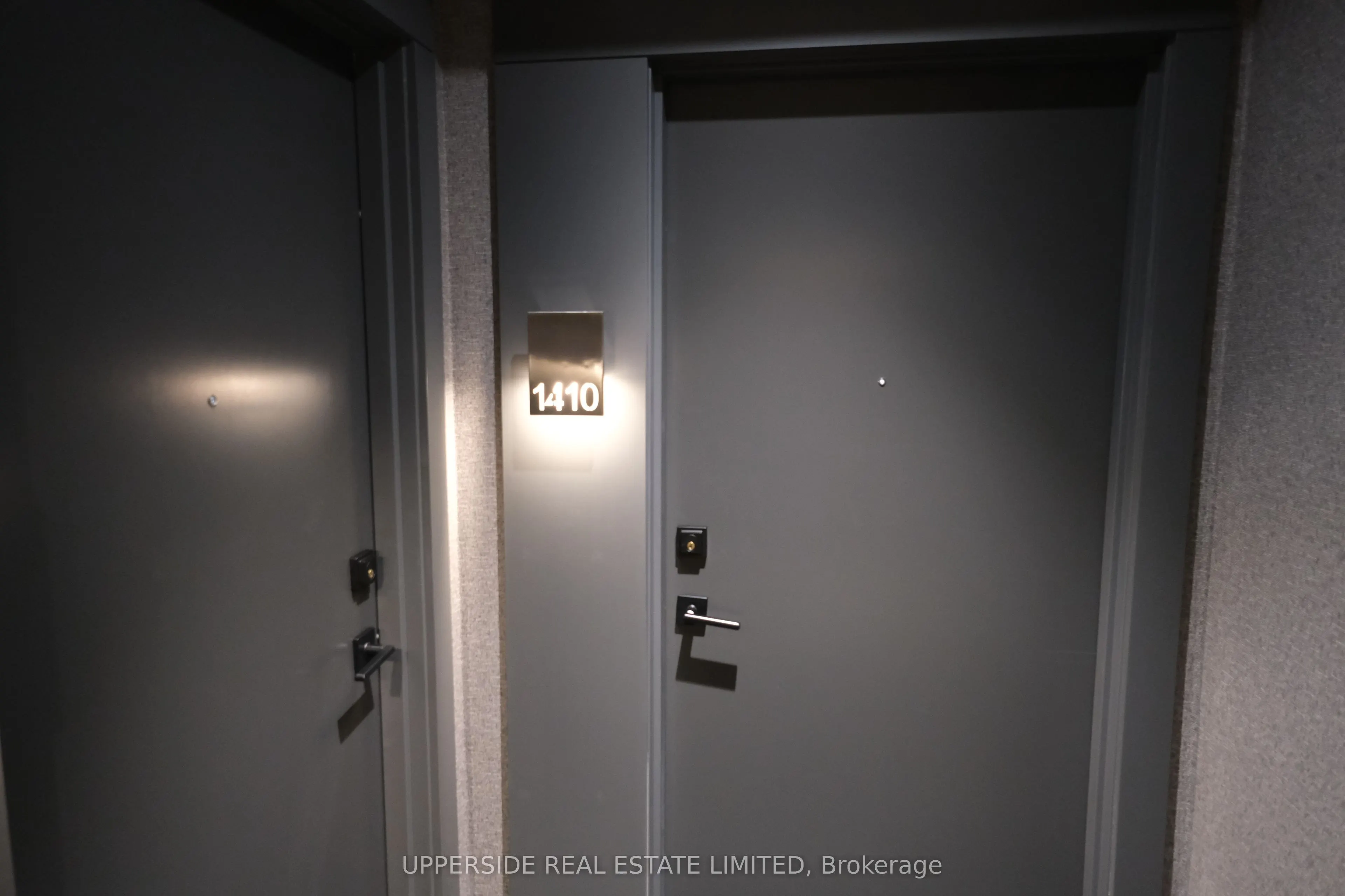 435 Richmond Street W
