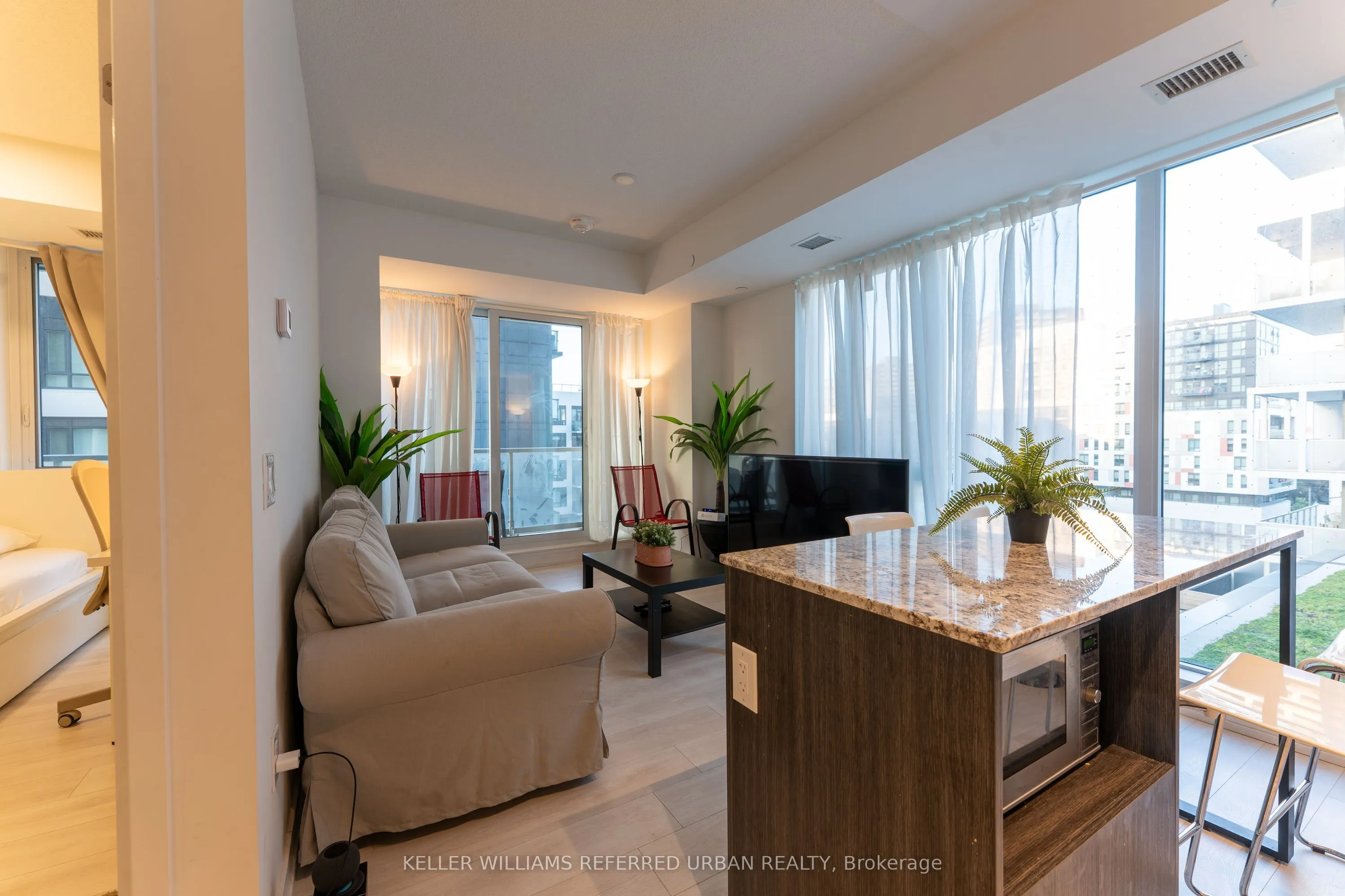 225 Sumach Street, #611