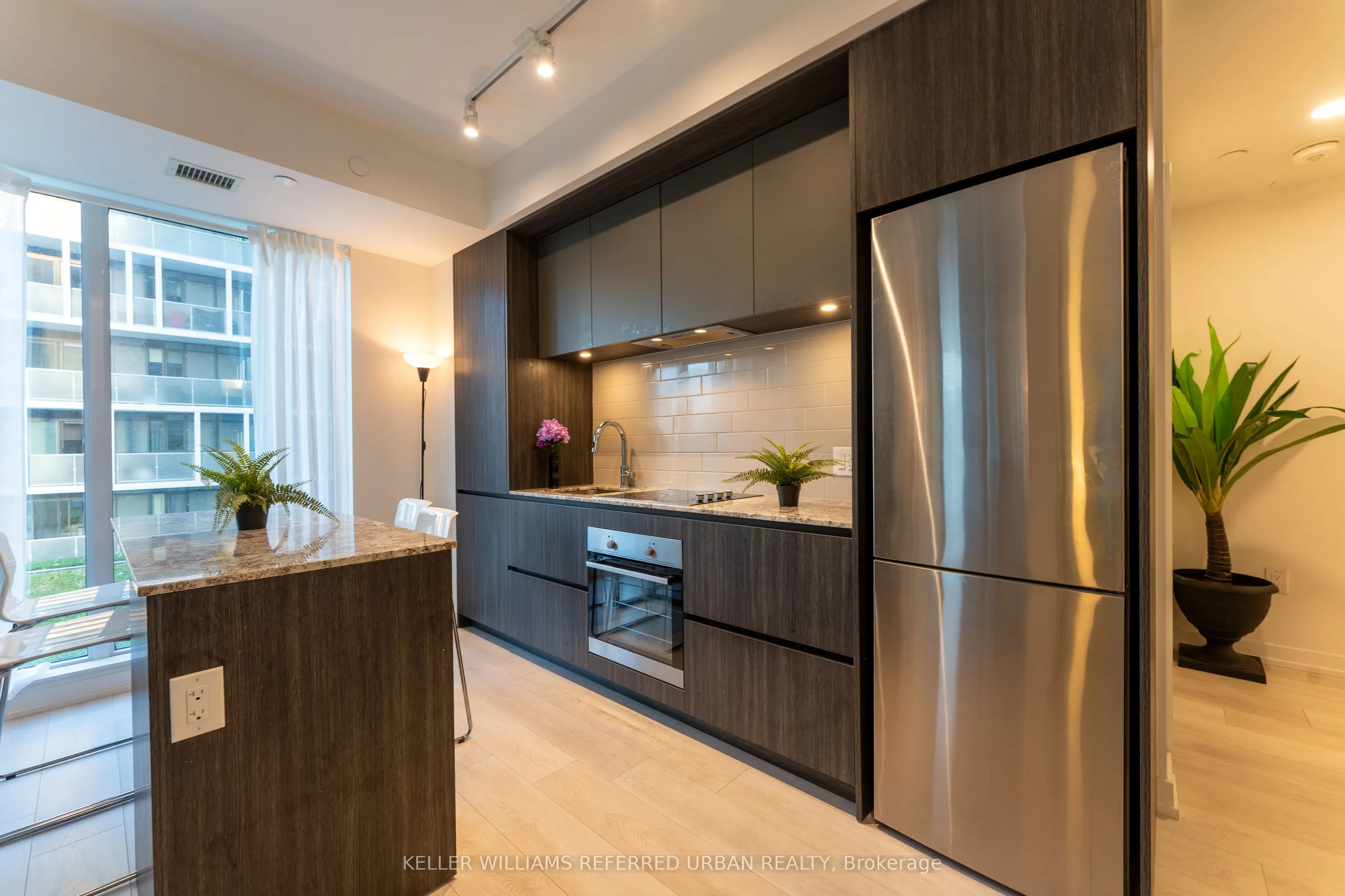 225 Sumach Street, #611