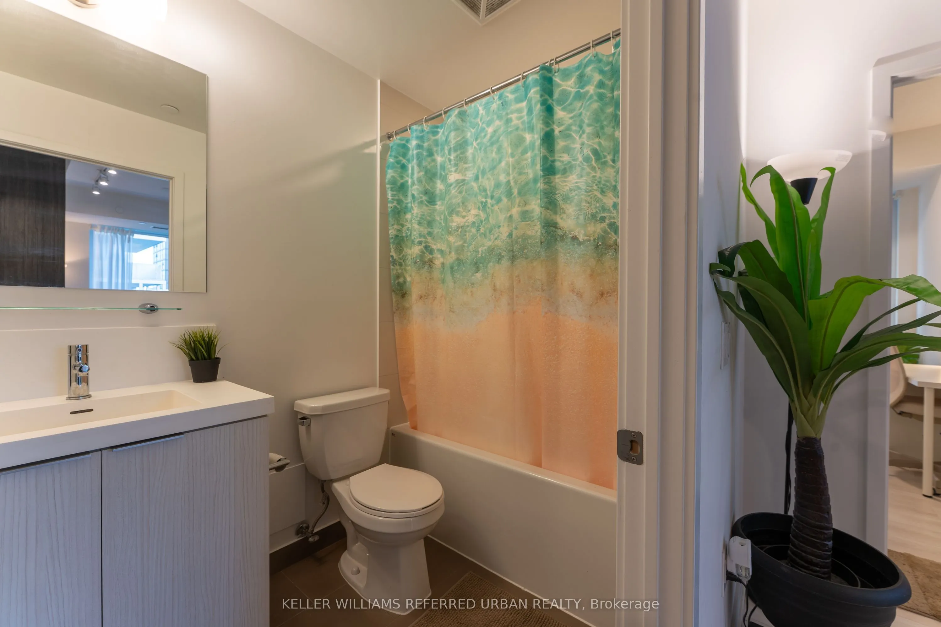 225 Sumach Street, #611