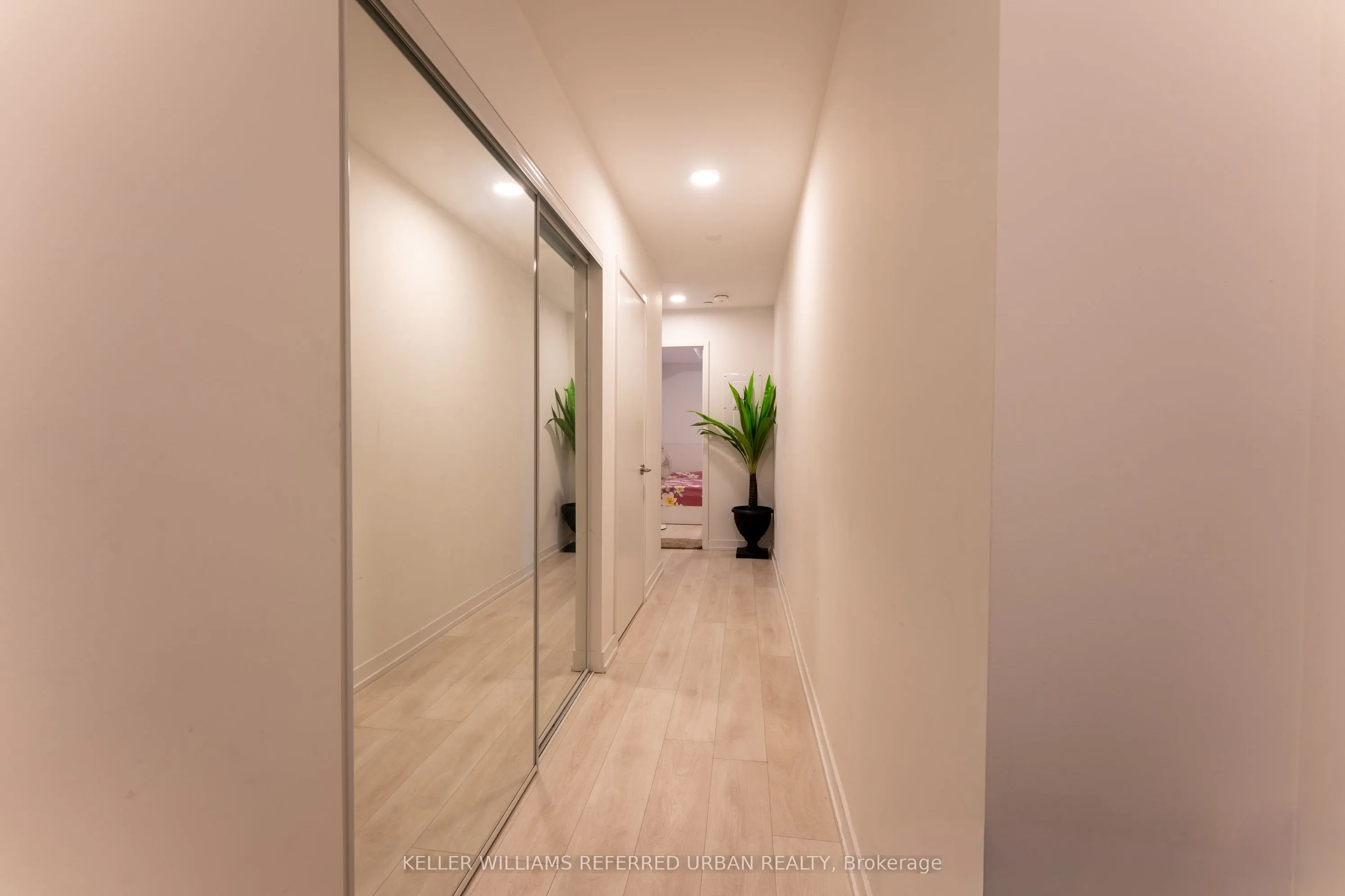 225 Sumach Street, #611