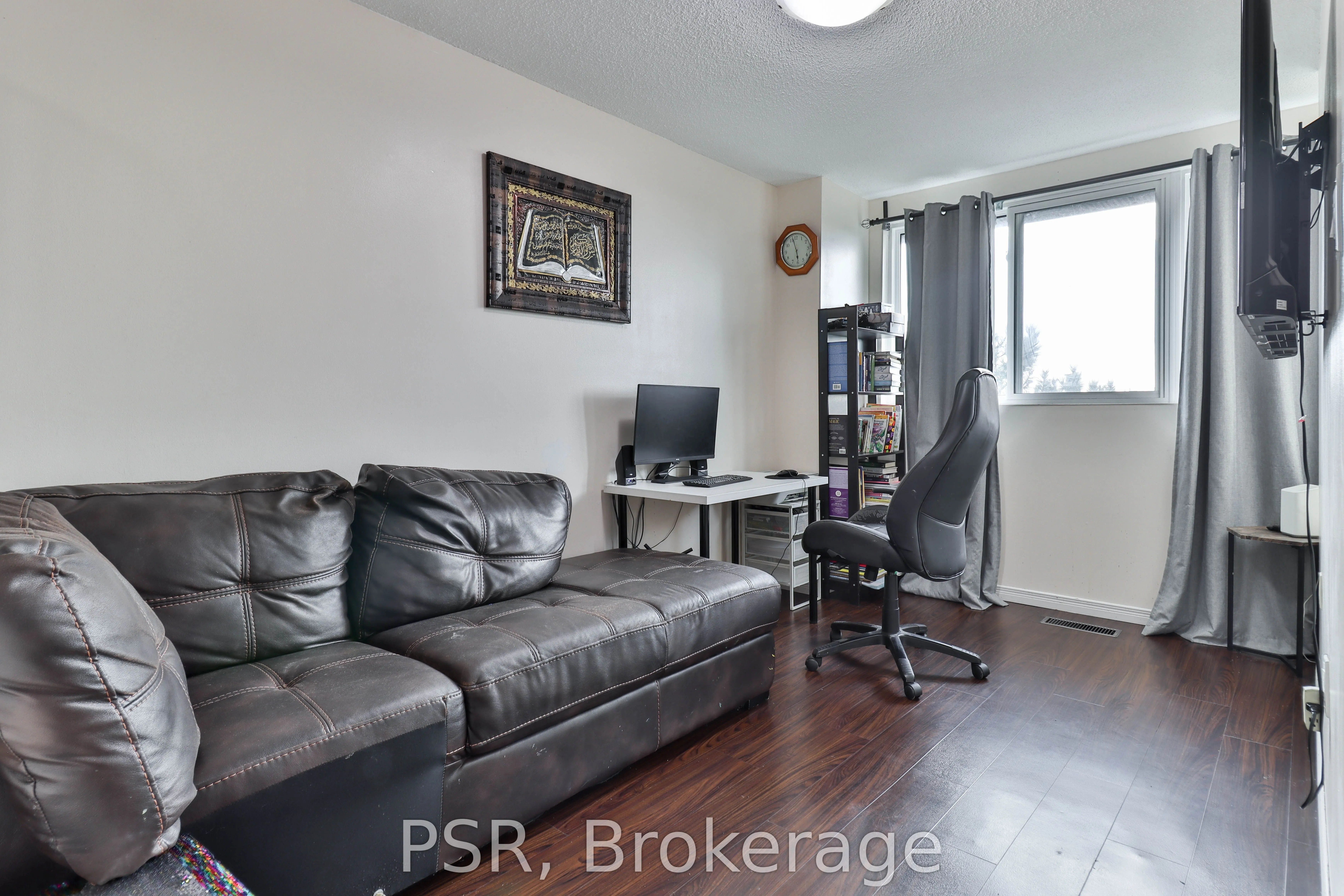 165 Cherokee Boulevard
