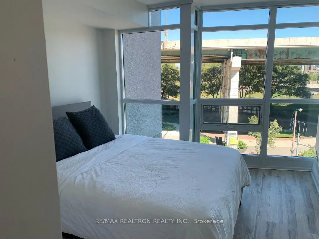 209 Fort York Boulevard, #574