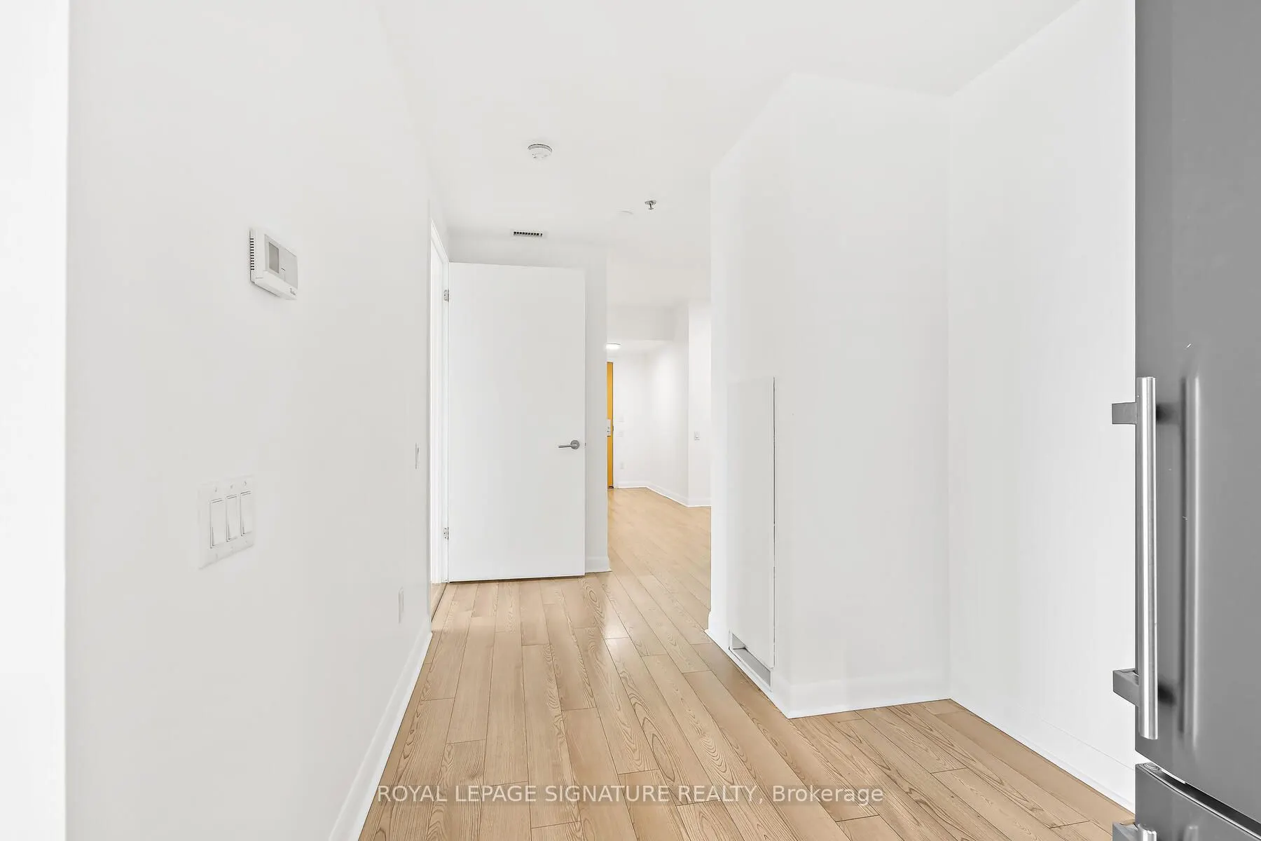 375 King Street W, #1802