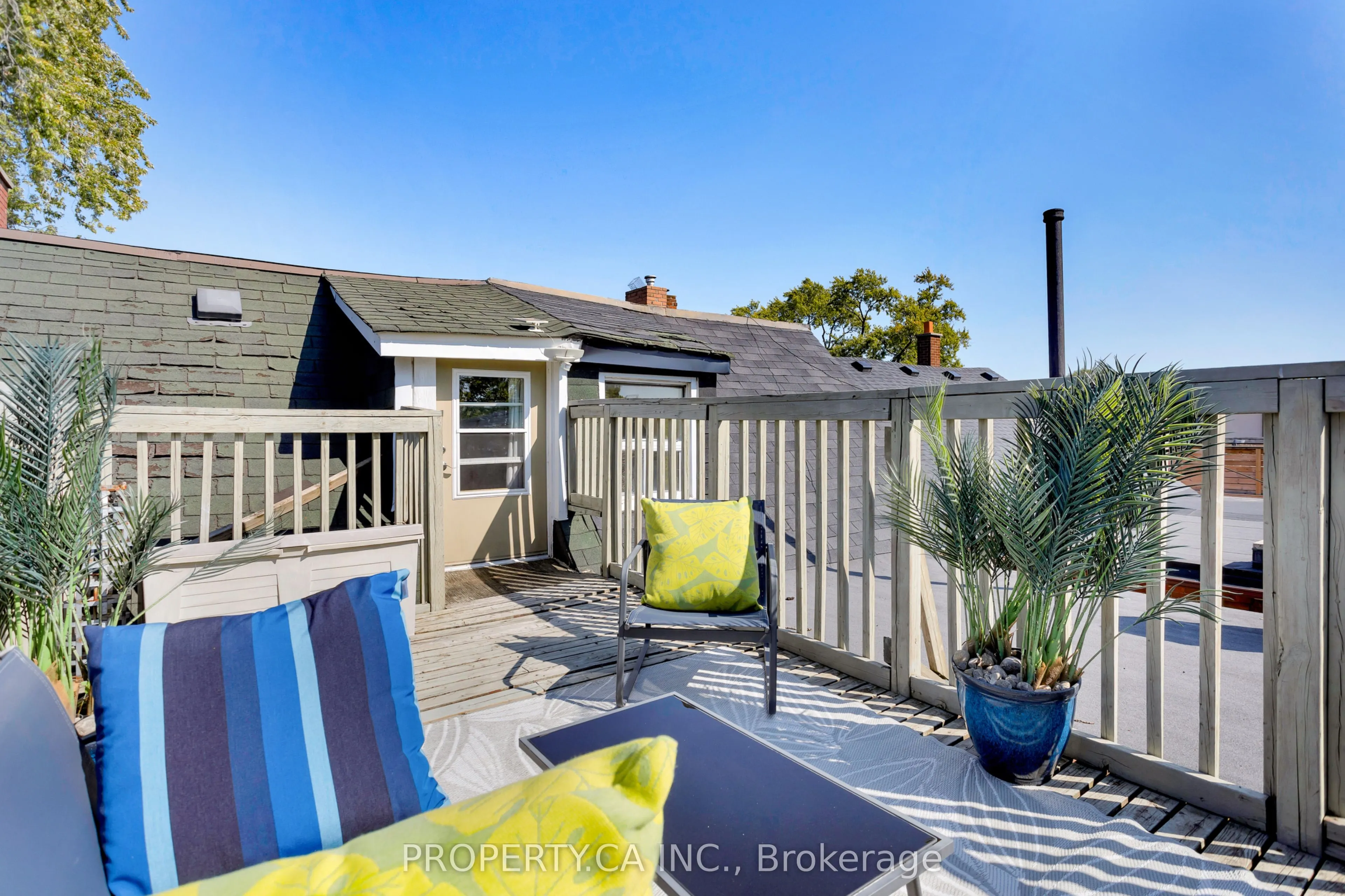458 Roxton Road