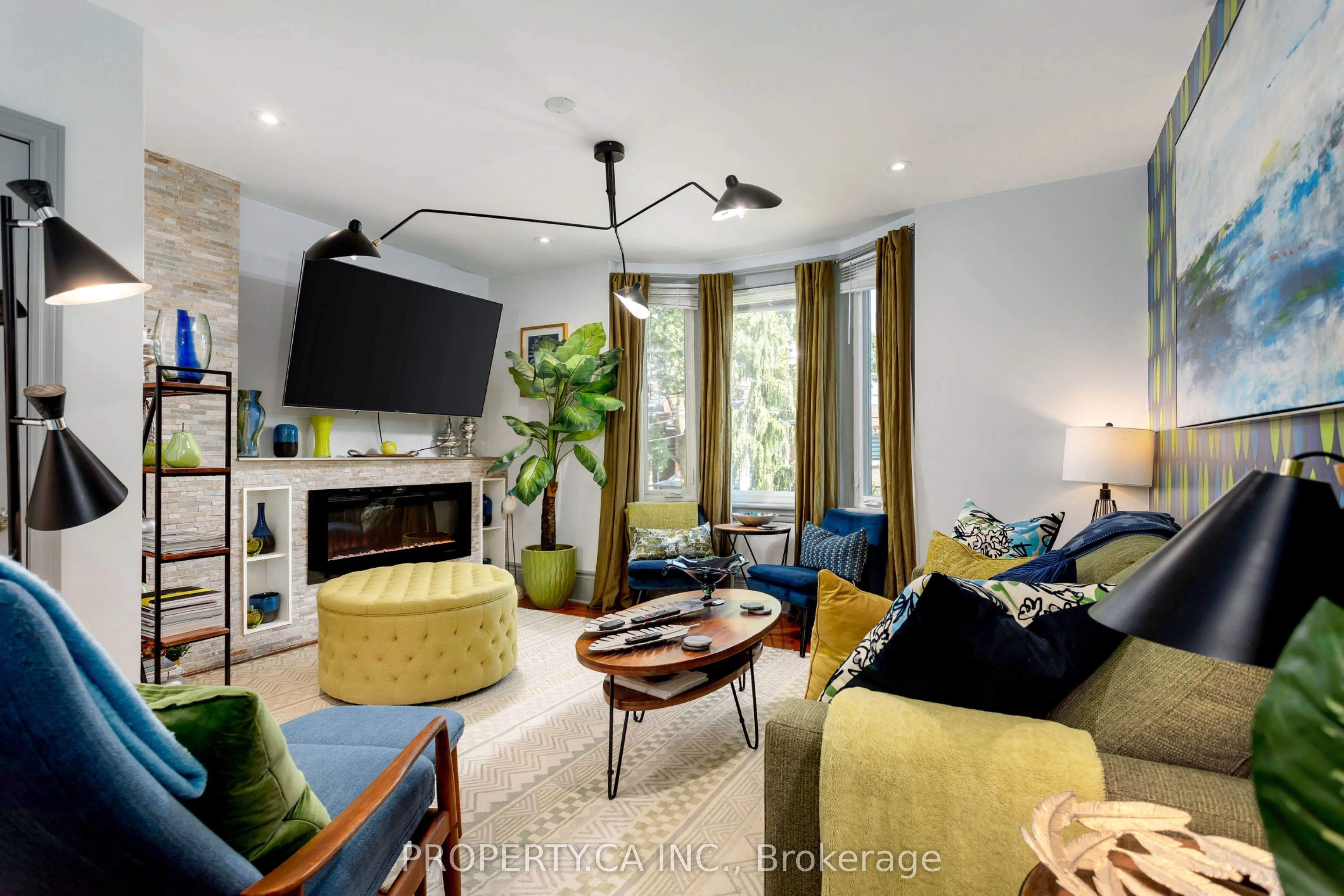 458 Roxton Road