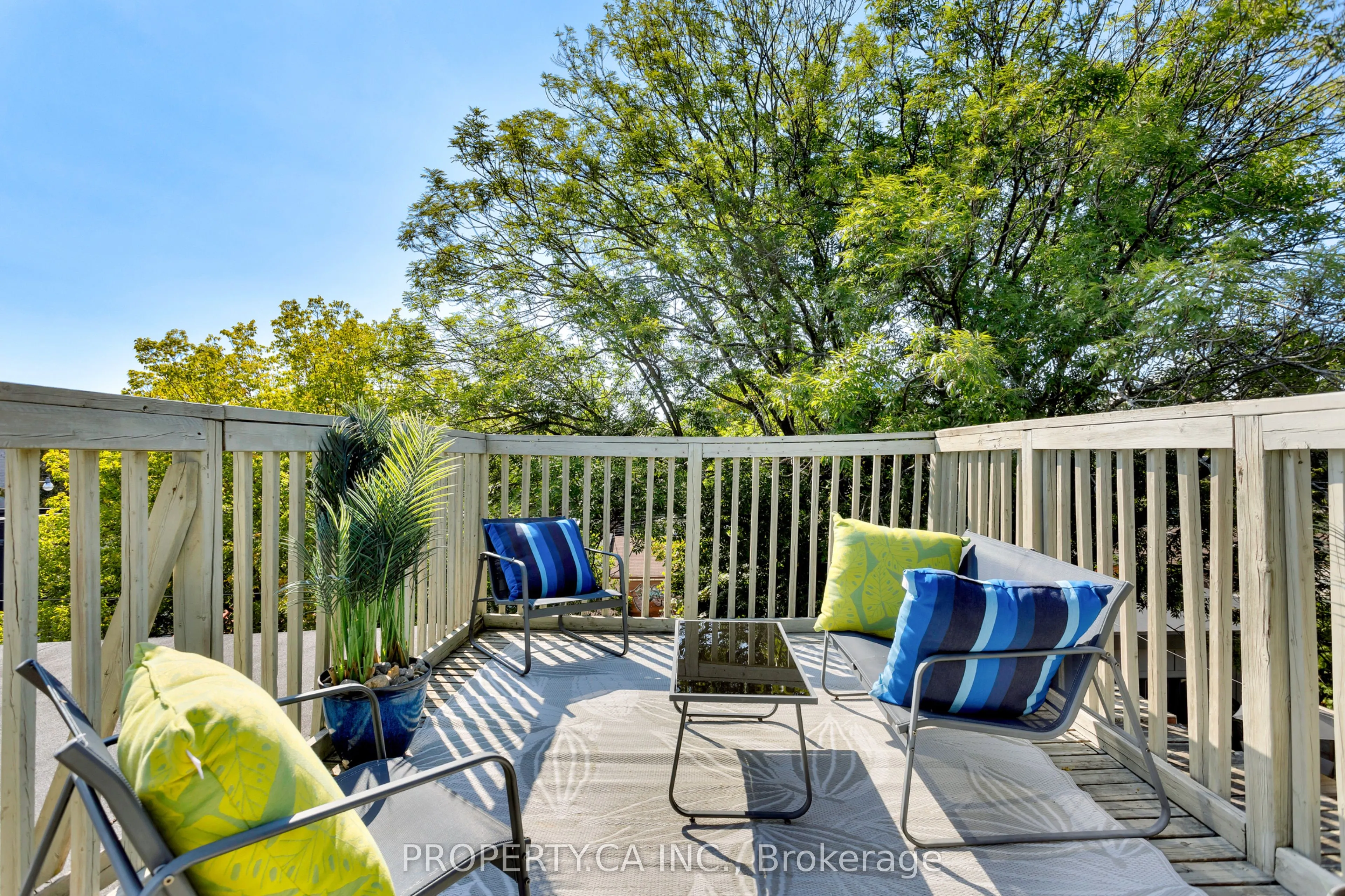458 Roxton Road