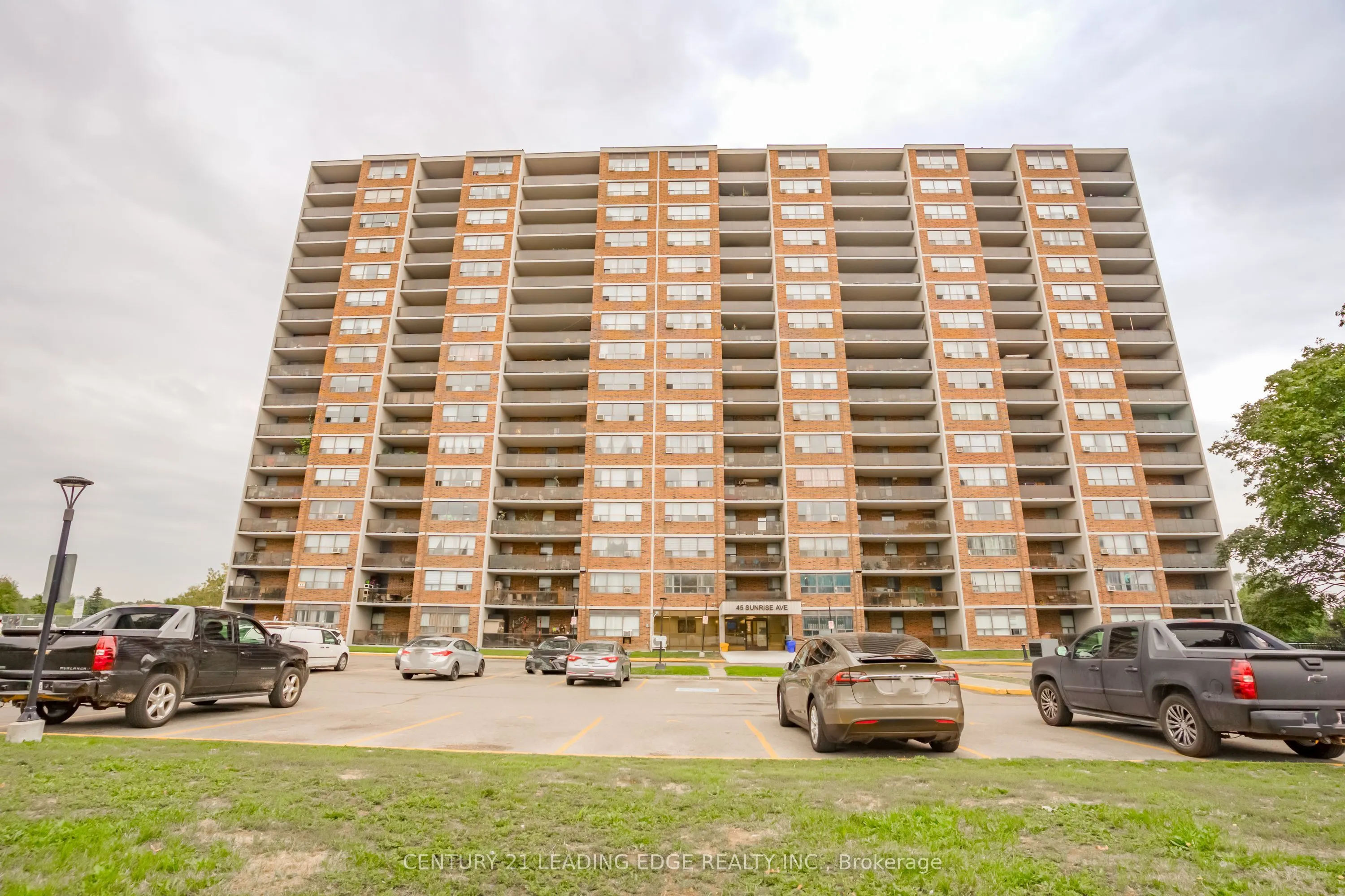 45 Sunrise Avenue, #1702