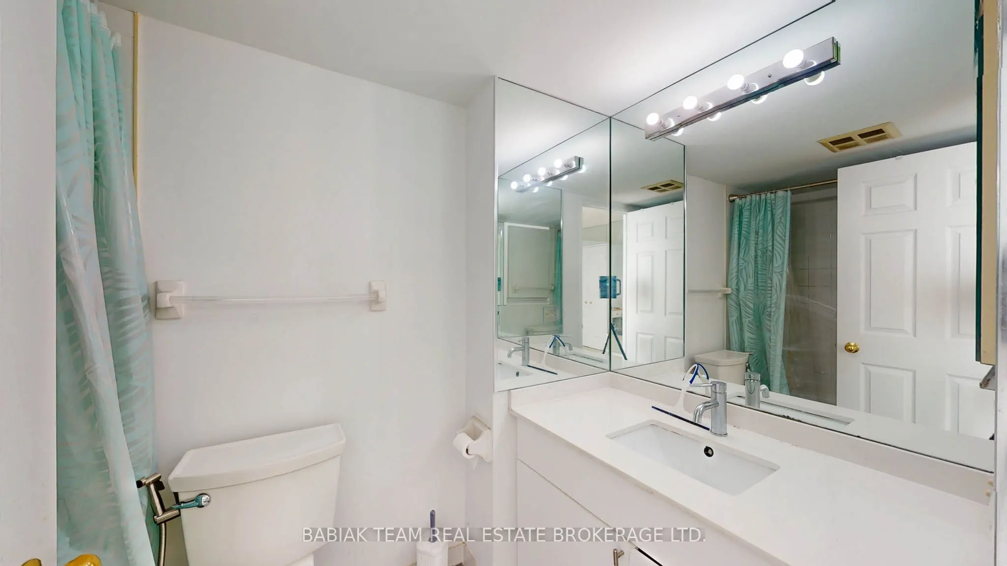215 Wynford Drive, #1203